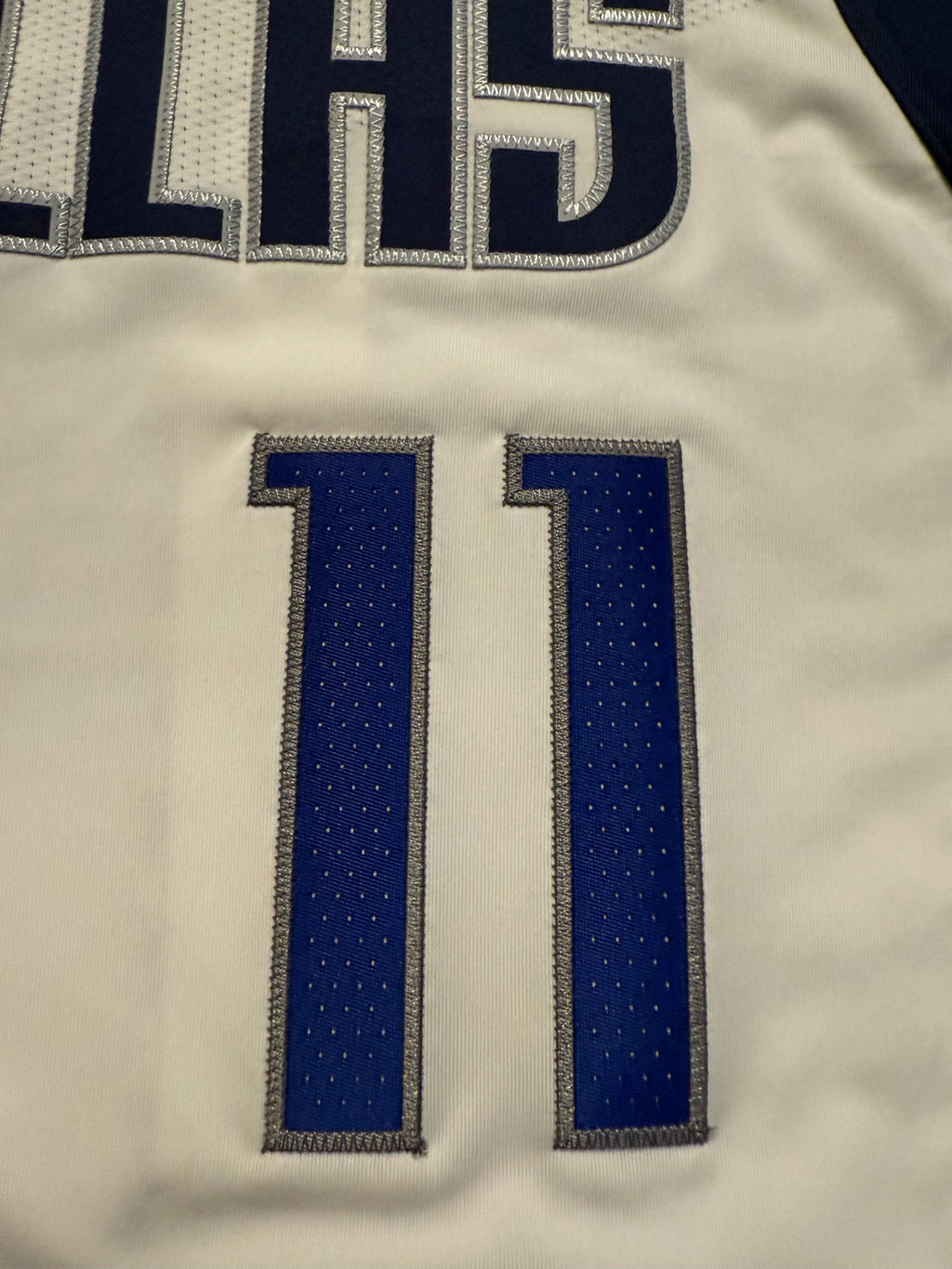 Kyrie Irving Dallas Mavericks Jersey #11 Nike ADV White Size 48 (Large) NBA