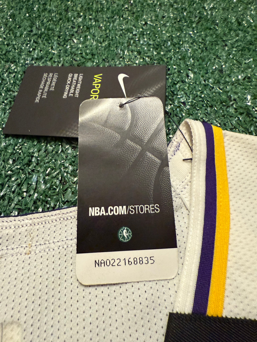 LeBron James Los Angeles Lakers Jersey #23 Nike VaporKnit Authentic White Size 44 (M) NBA