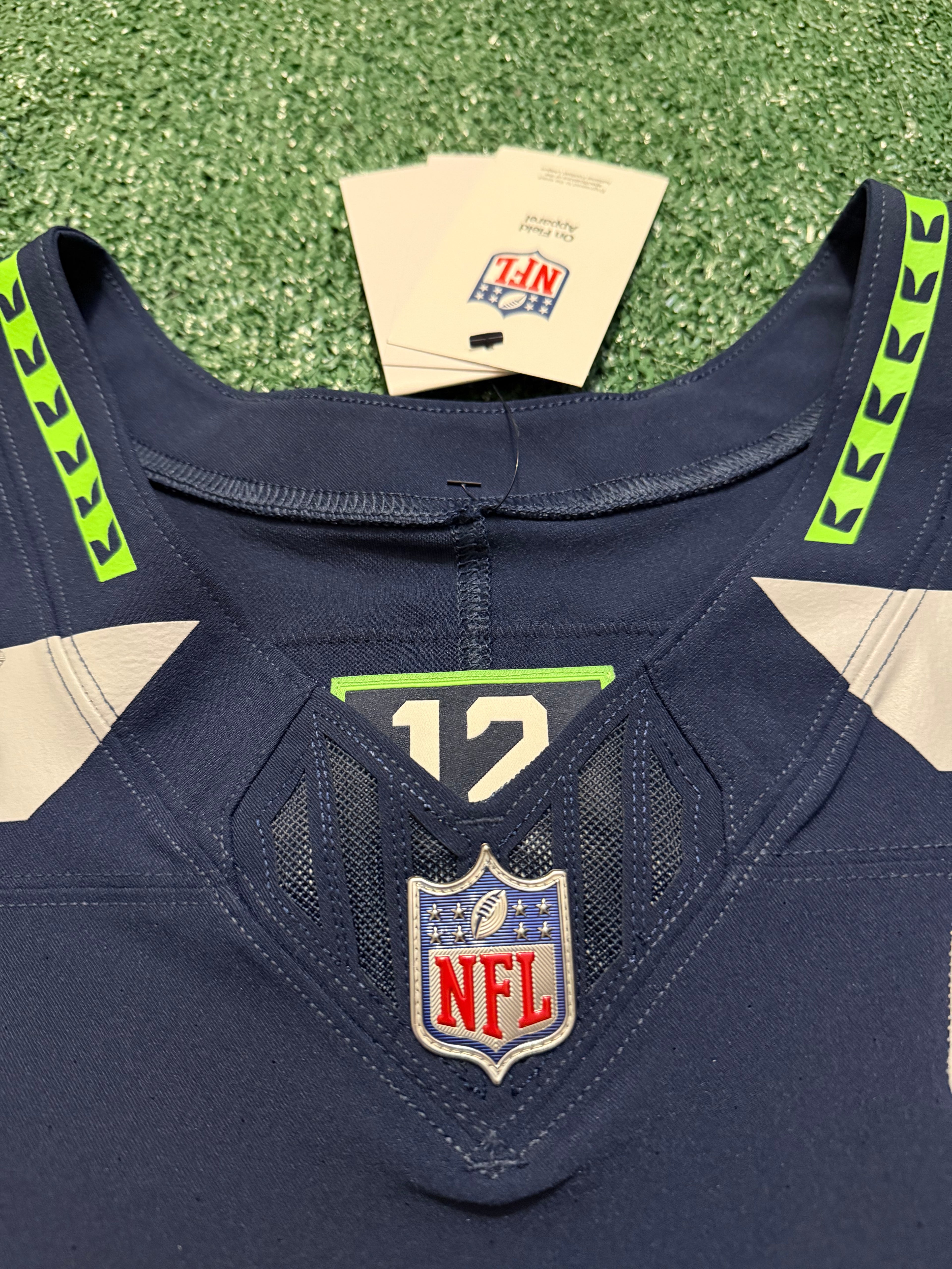 Sam Darnold Seattle Seahawks Jersey #14 Nike Vapor FUSE Elite Navy Size 44 (Large) NFL