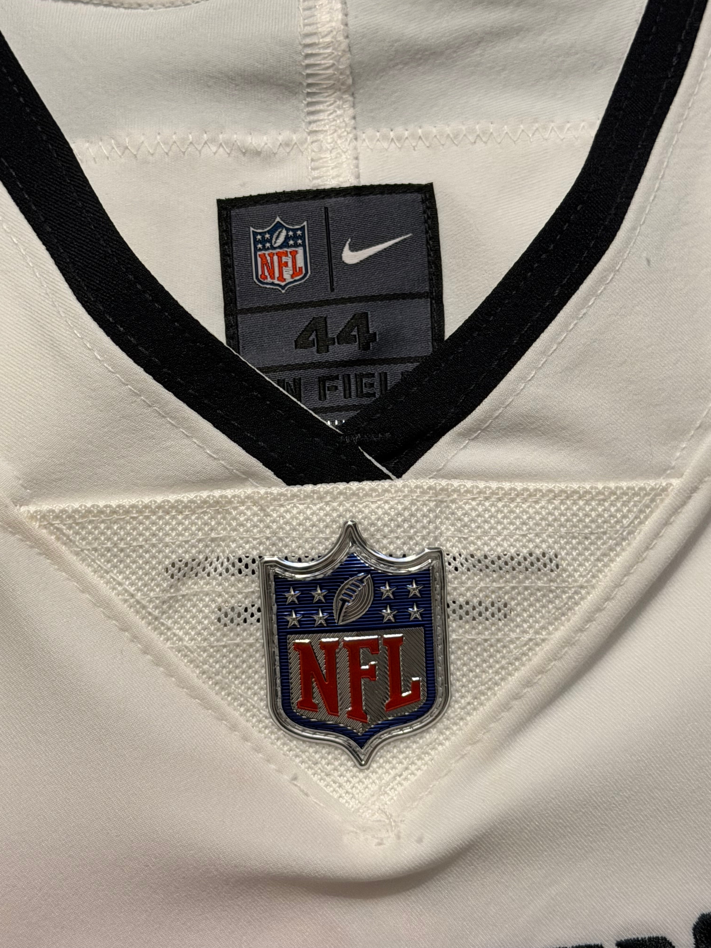 Tom Brady Tampa Bay Buccaneers Jersey #12 Nike Vapor Elite White size 44 (Large) NFL