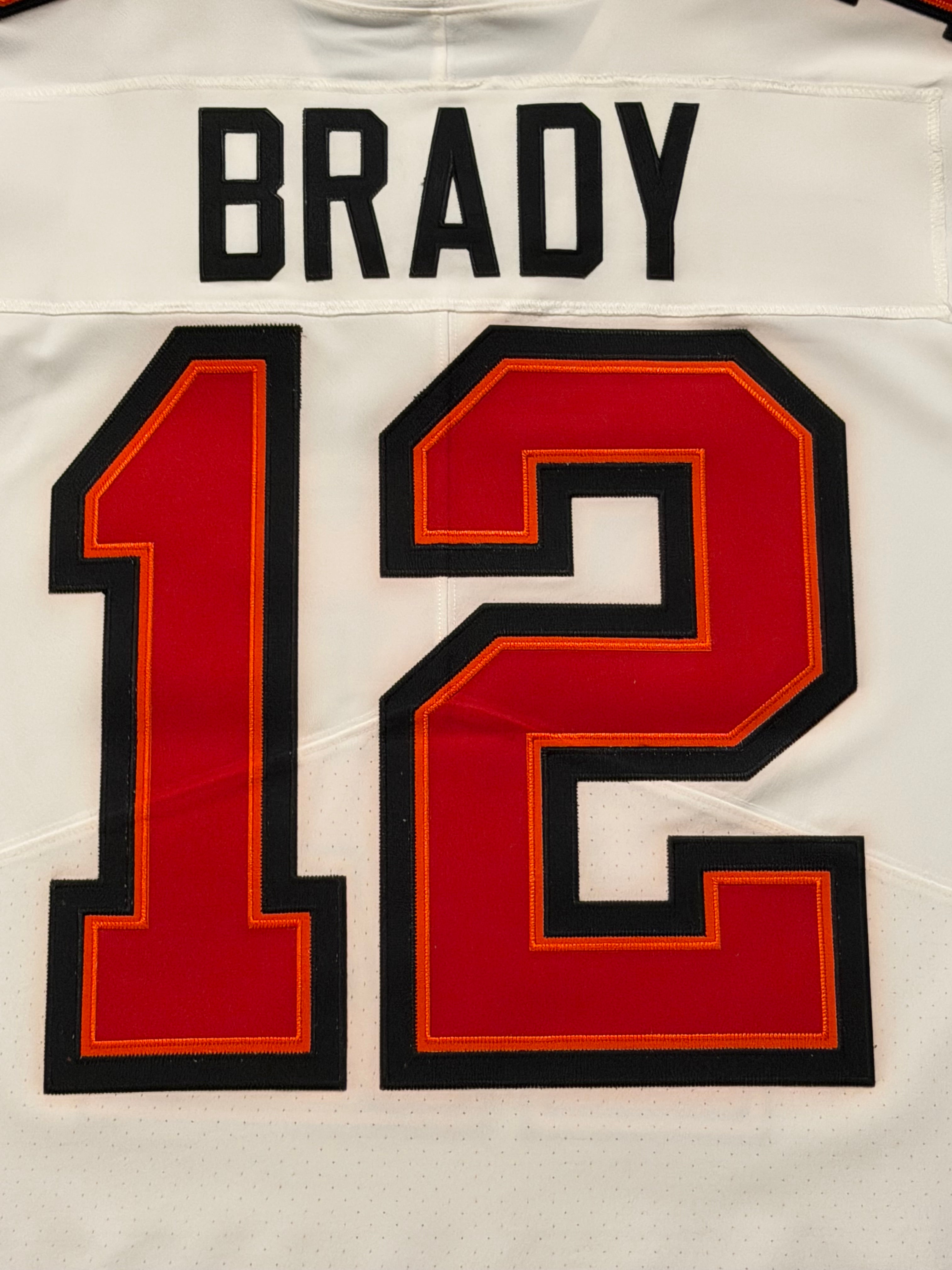Tom Brady Tampa Bay Buccaneers Jersey #12 Nike Vapor Elite White size 44 (Large) NFL