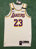 LeBron James Los Angeles Lakers Jersey #23 Nike VaporKnit Authentic White Size 44 (M) NBA