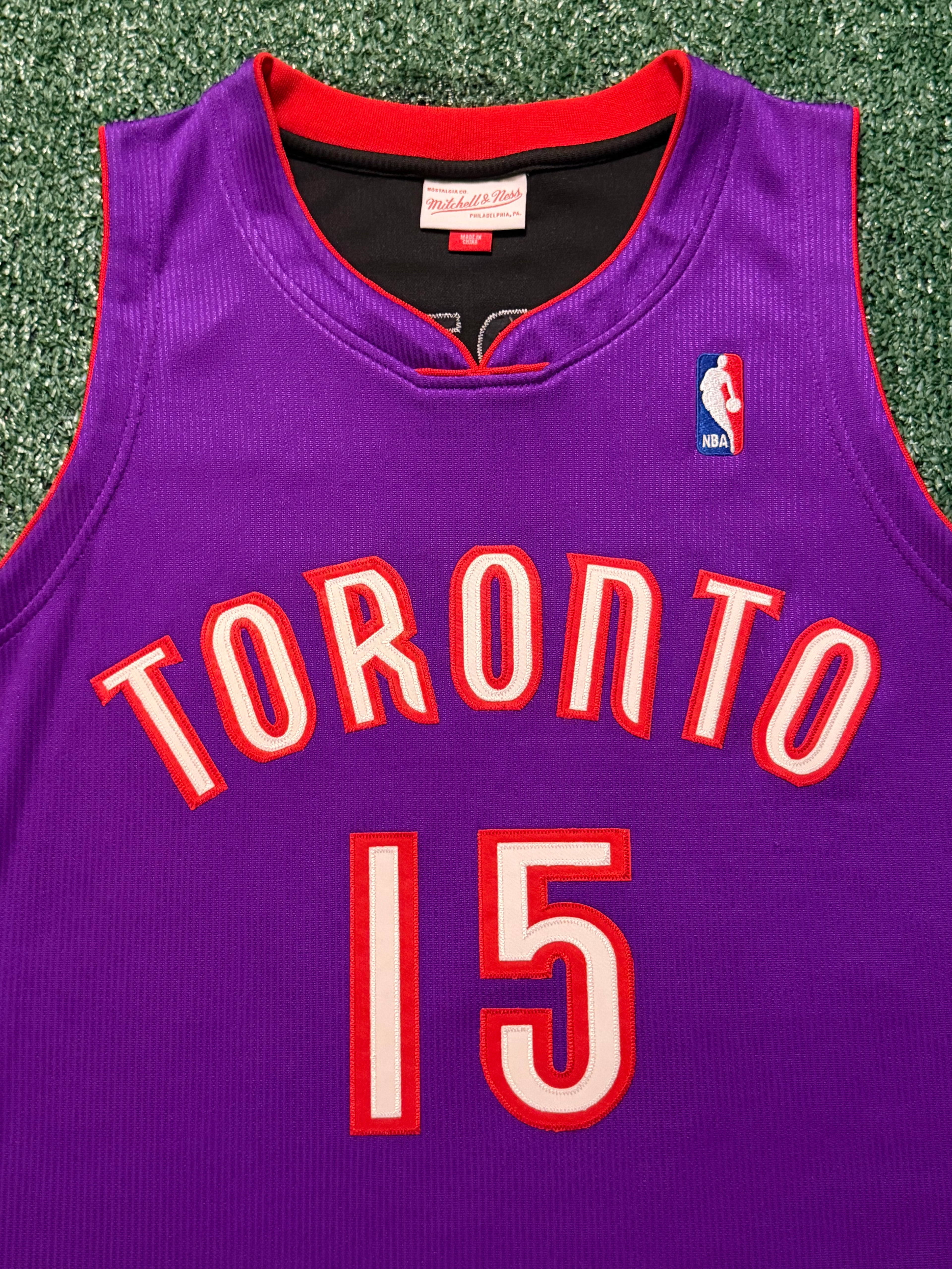 Vince Carter Toronto Raptors Jersey #15 Mitchell & Ness Authentic Purple Size 44 (L) NBA