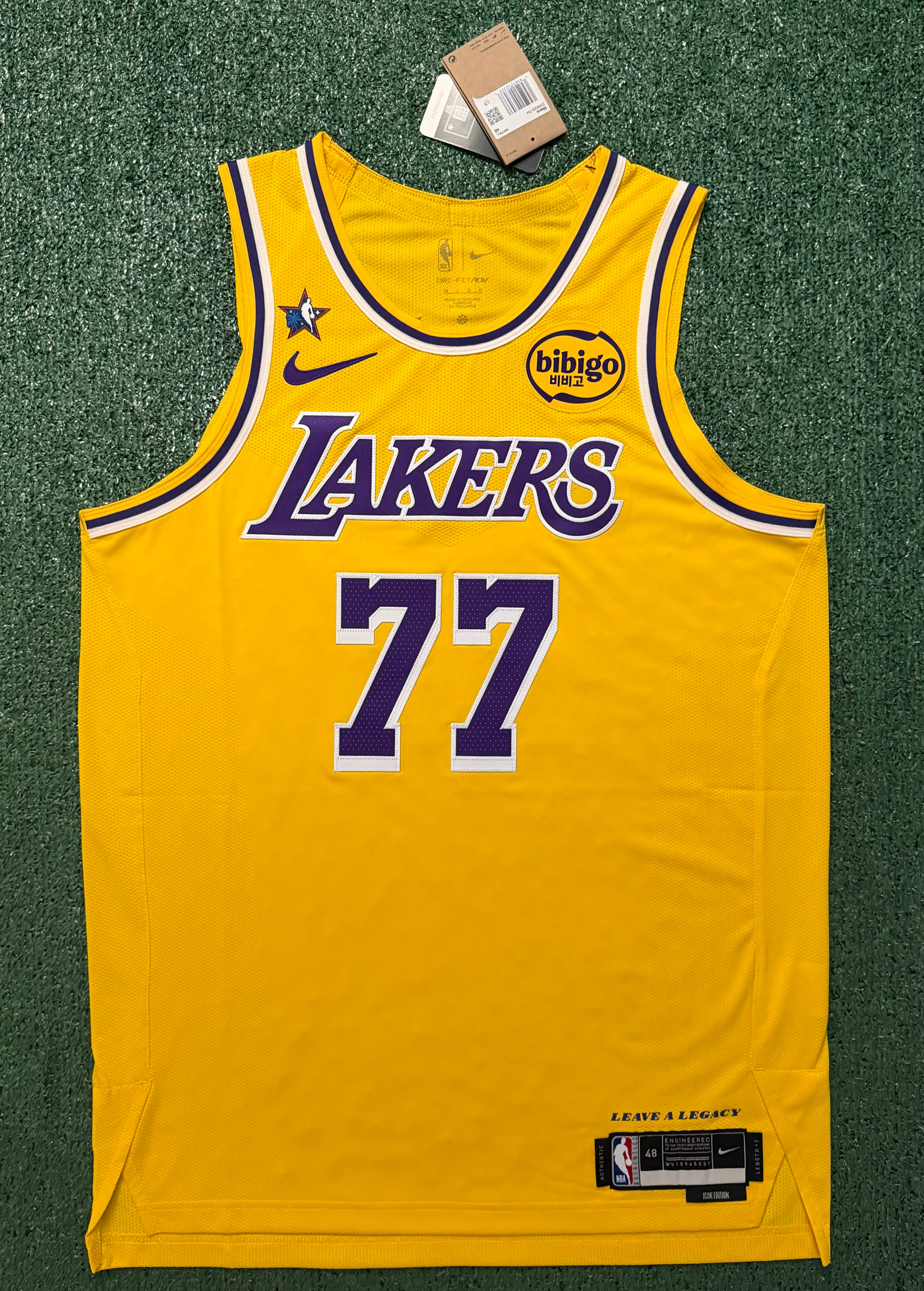 Luka Doncic Los Angeles Lakers Jersey #77 Nike ADV Authentic Gold Size 48 (L) NBA