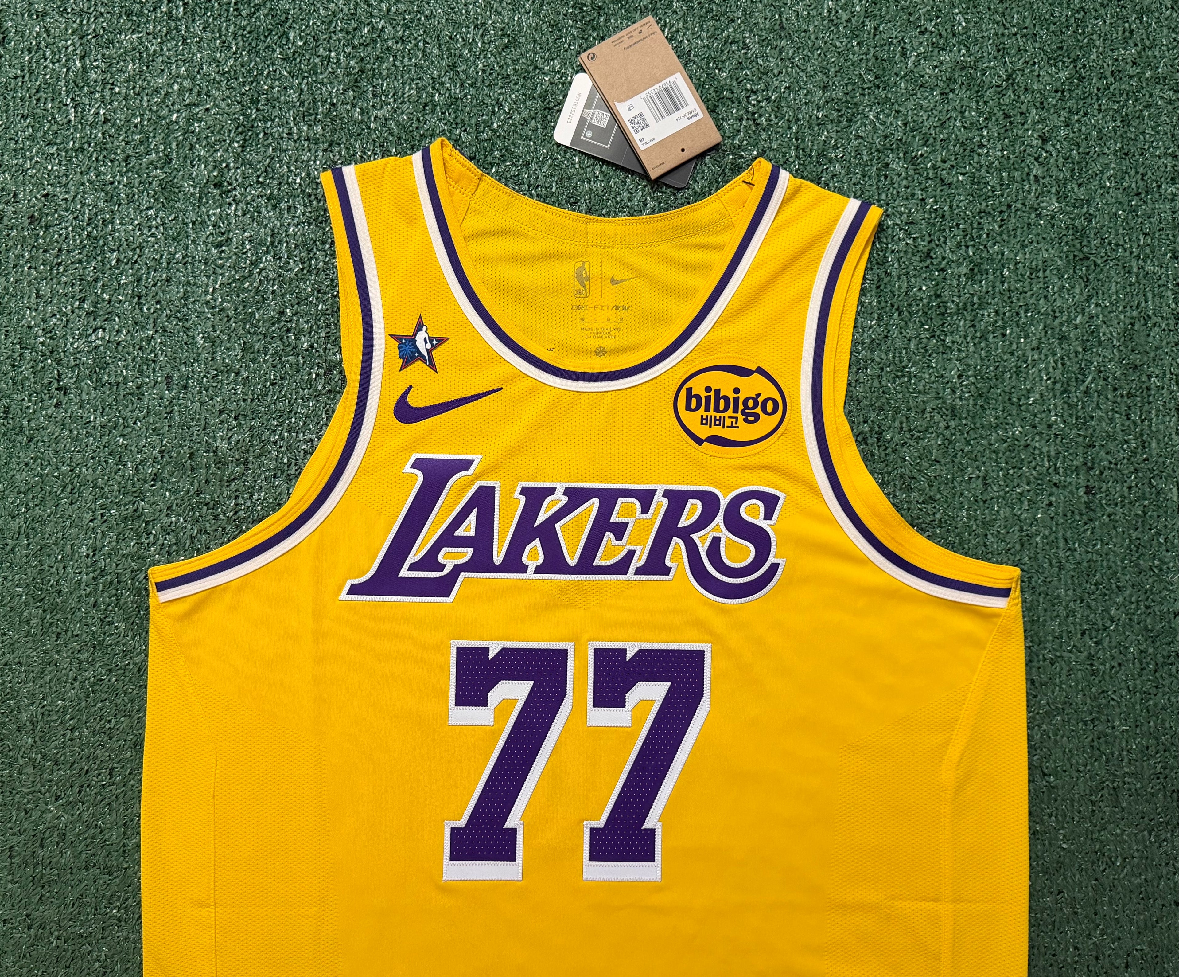 Luka Doncic Los Angeles Lakers Jersey #77 Nike ADV Authentic Gold Size 48 (L) NBA