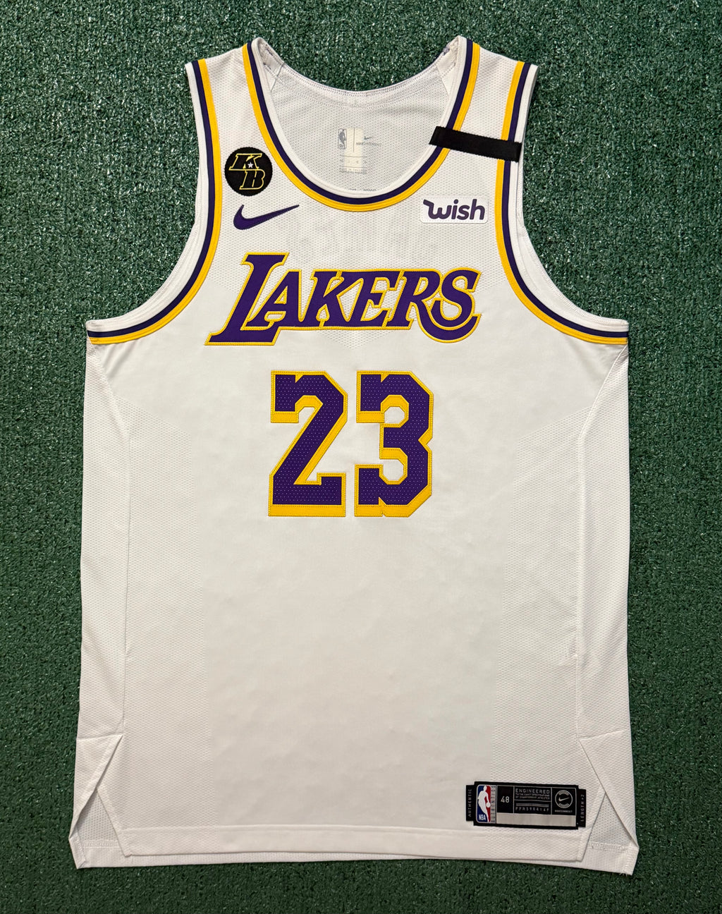 LeBron James Los Angeles Lakers Jersey #23 Nike VaporKnit Authentic White Size 48 (Large) NBA