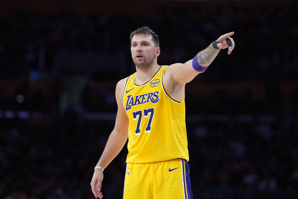 Luka Doncic Los Angeles Lakers Jersey #77 Nike ADV Authentic Gold Size 48 (L) NBA