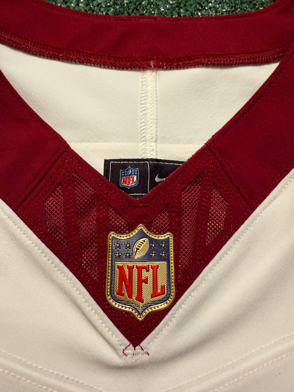 Jayden Daniels Washington Commanders Jersey #5 Nike Vapor Fuse Elite White size 44 (Large) NFL