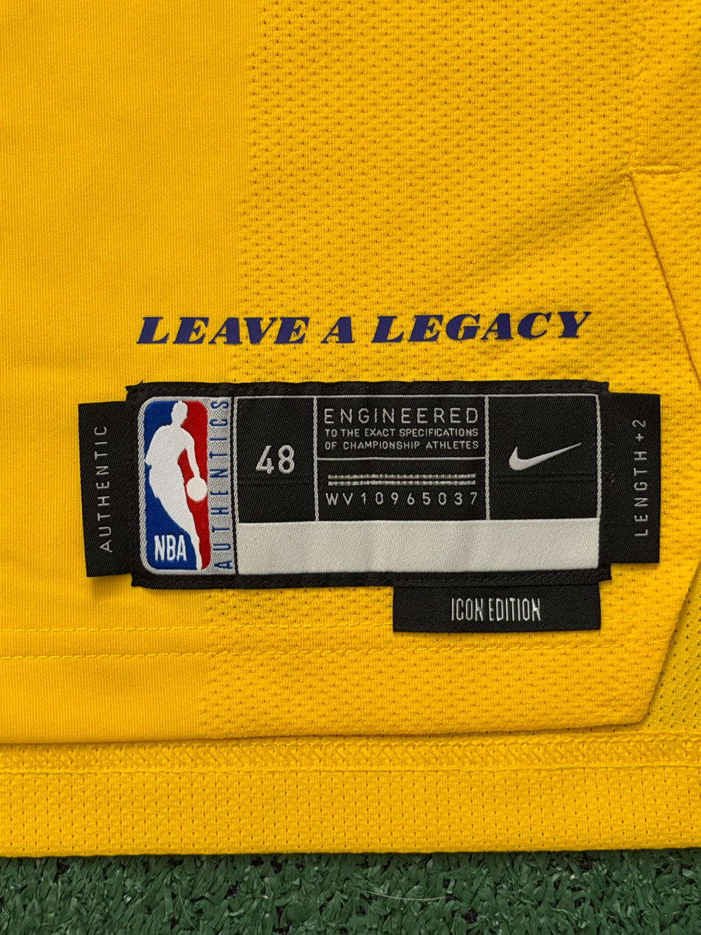 Luka Doncic Los Angeles Lakers Jersey #77 Nike ADV Authentic Gold Size 48 (L) NBA