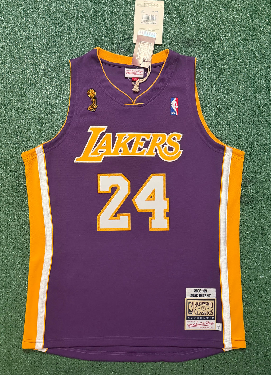 Kobe Bryant Los Angeles Lakers Jersey #24 Mitchell & Ness Authentic Purple Size 44 (L) NBA