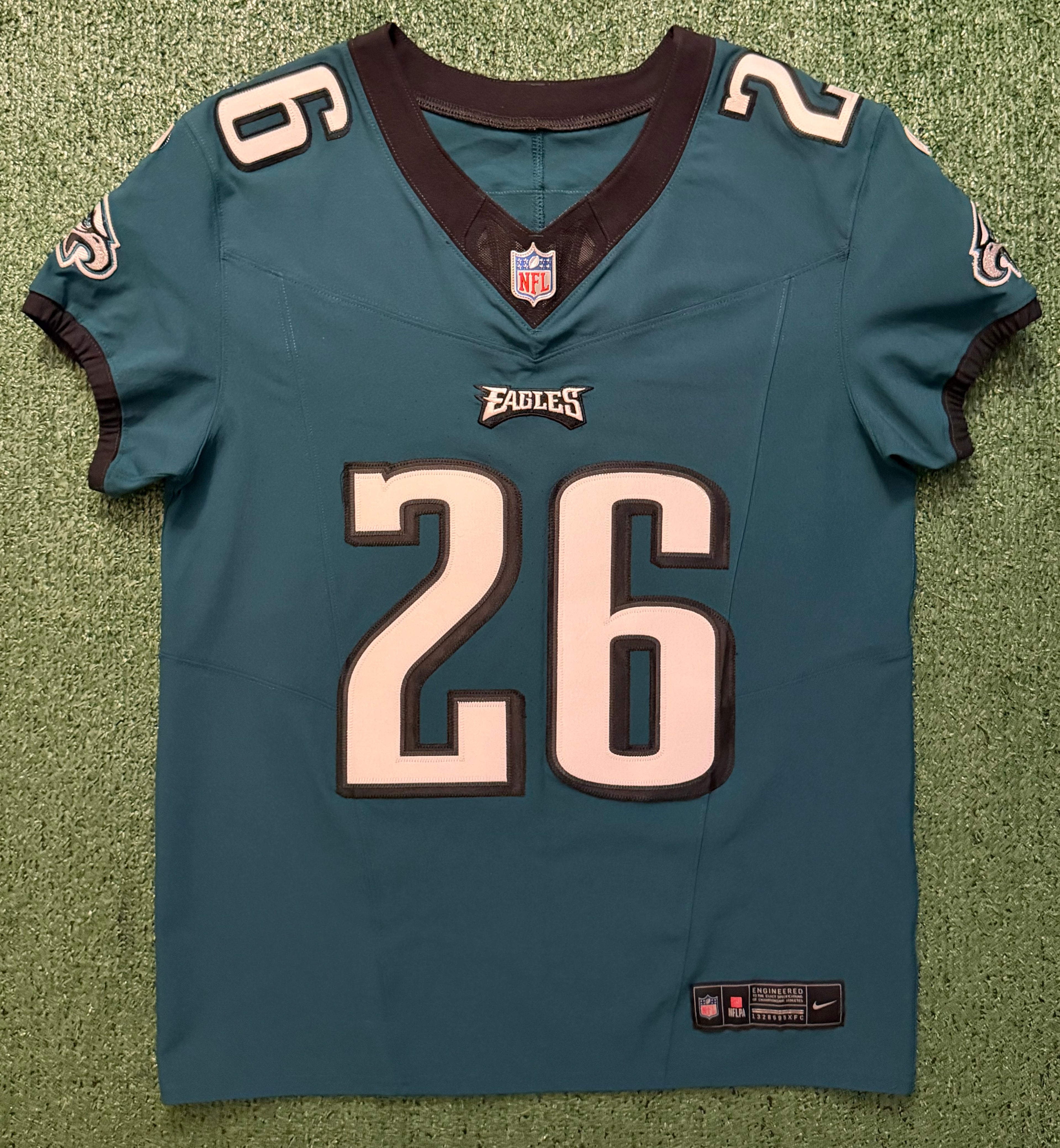 Saquon Barkley Philadelphia Eagles Jersey #26 Nike Vapor FUSE Elite Green Size 40 (Medium) NFL