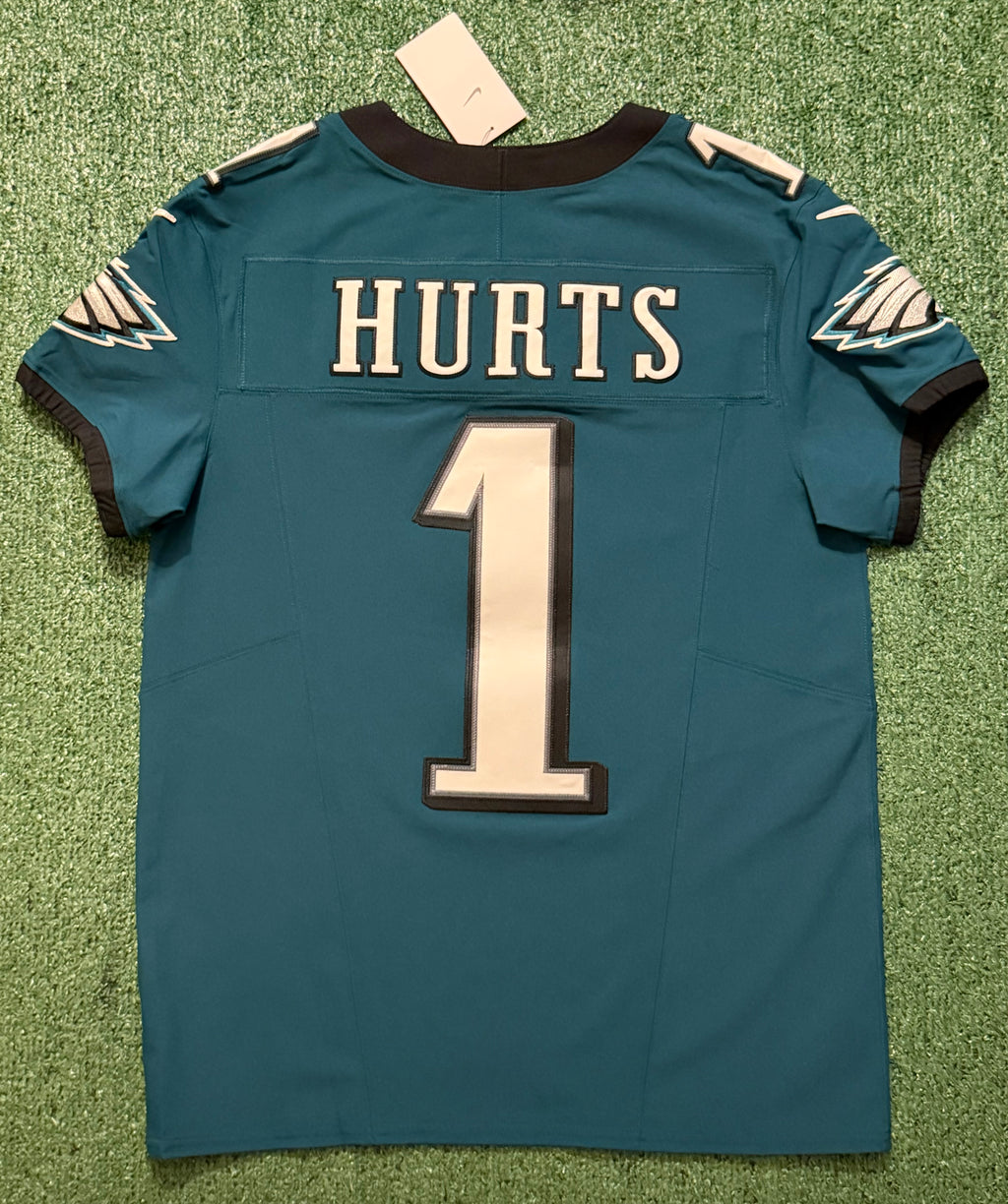 Jalen Hurts Philadelphia Eagles Jersey #1 Nike Vapor FUSE Elite Green size 40 (Medium) NFL
