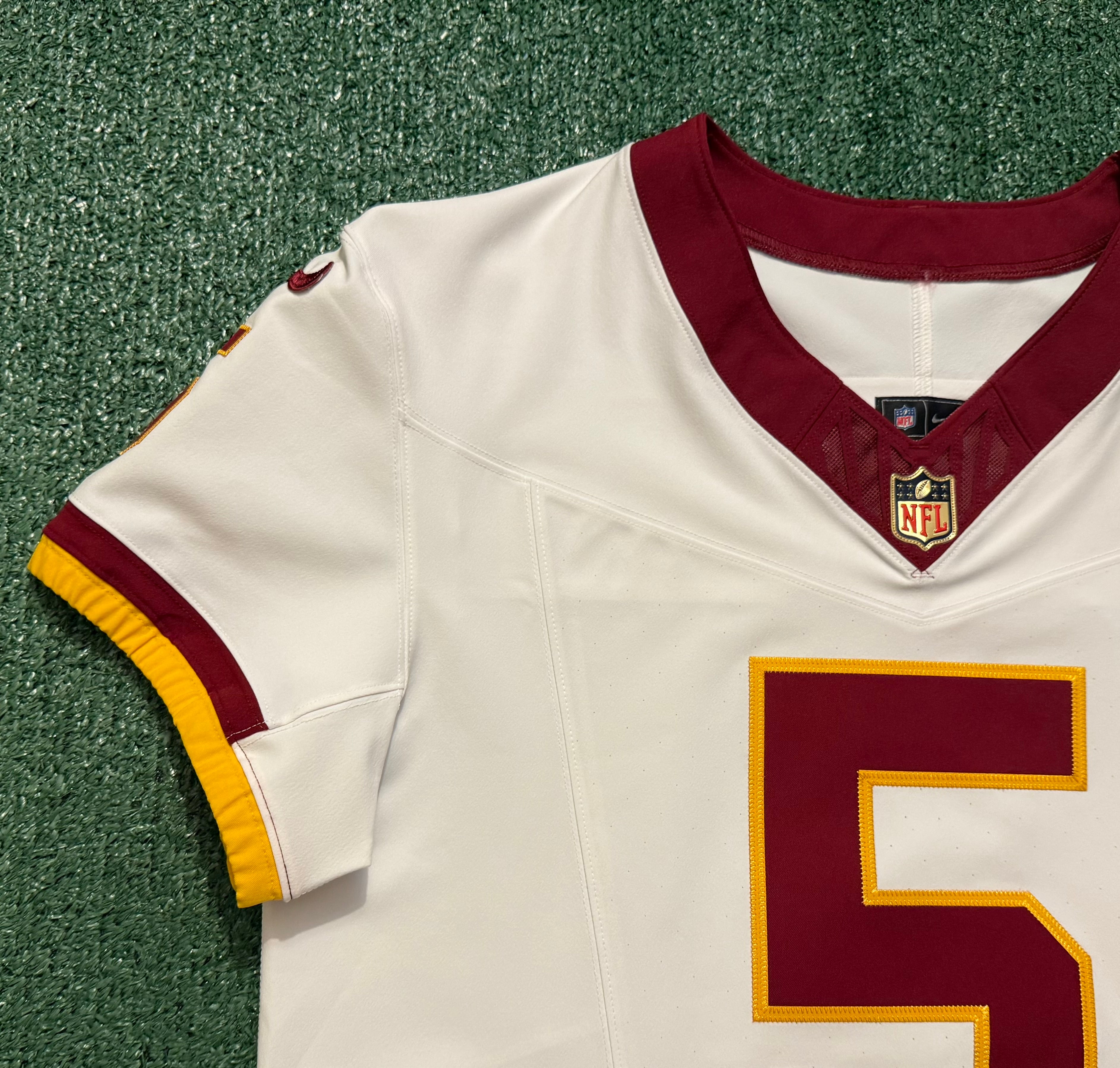 Jayden Daniels Washington Commanders Jersey #5 Nike Vapor Fuse Elite White size 44 (Large) NFL