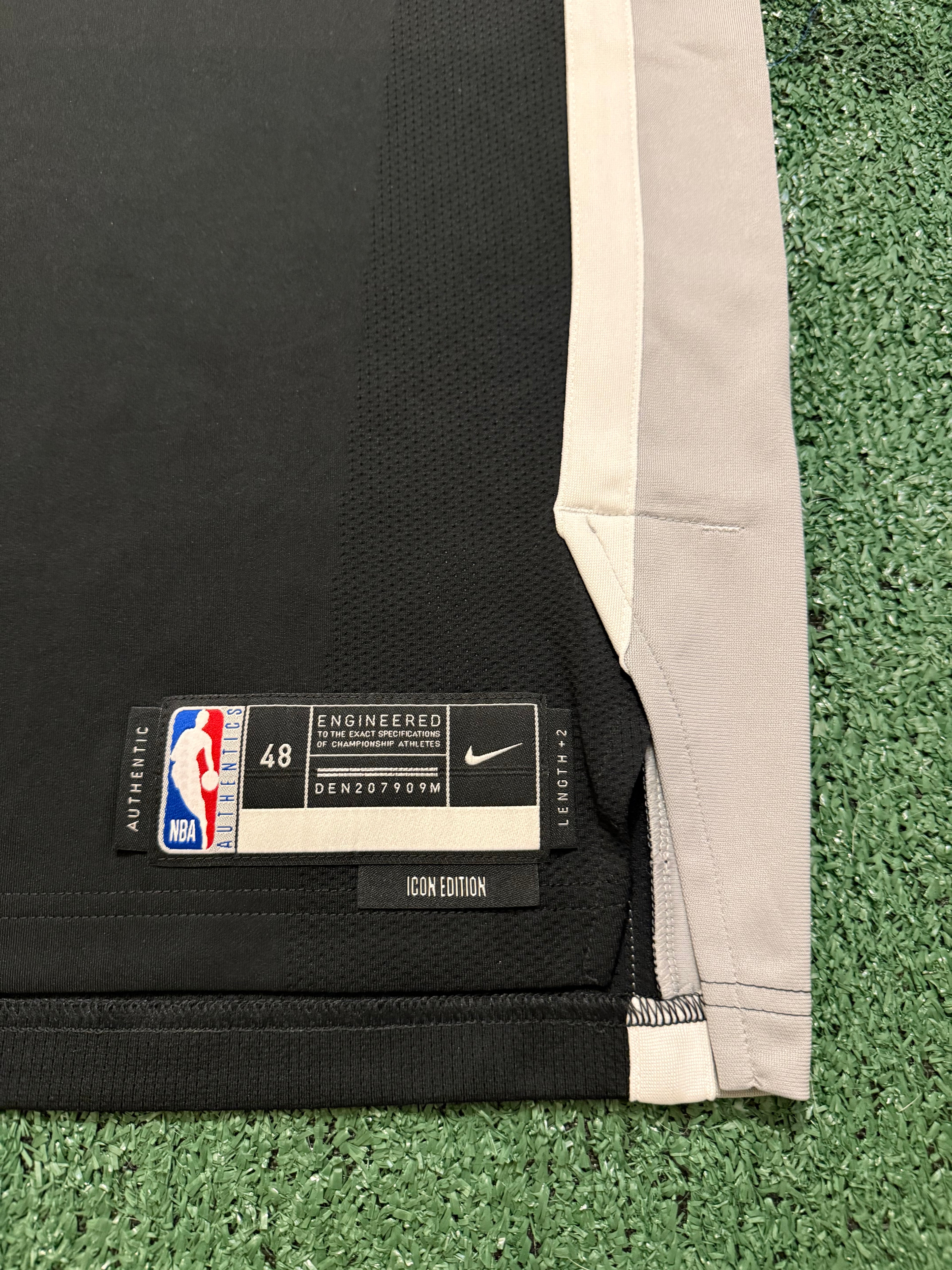 Victor Wembanyama San Antonio Spurs Jersey #1 Nike ADV Authentic Black Size 48 (L) NBA