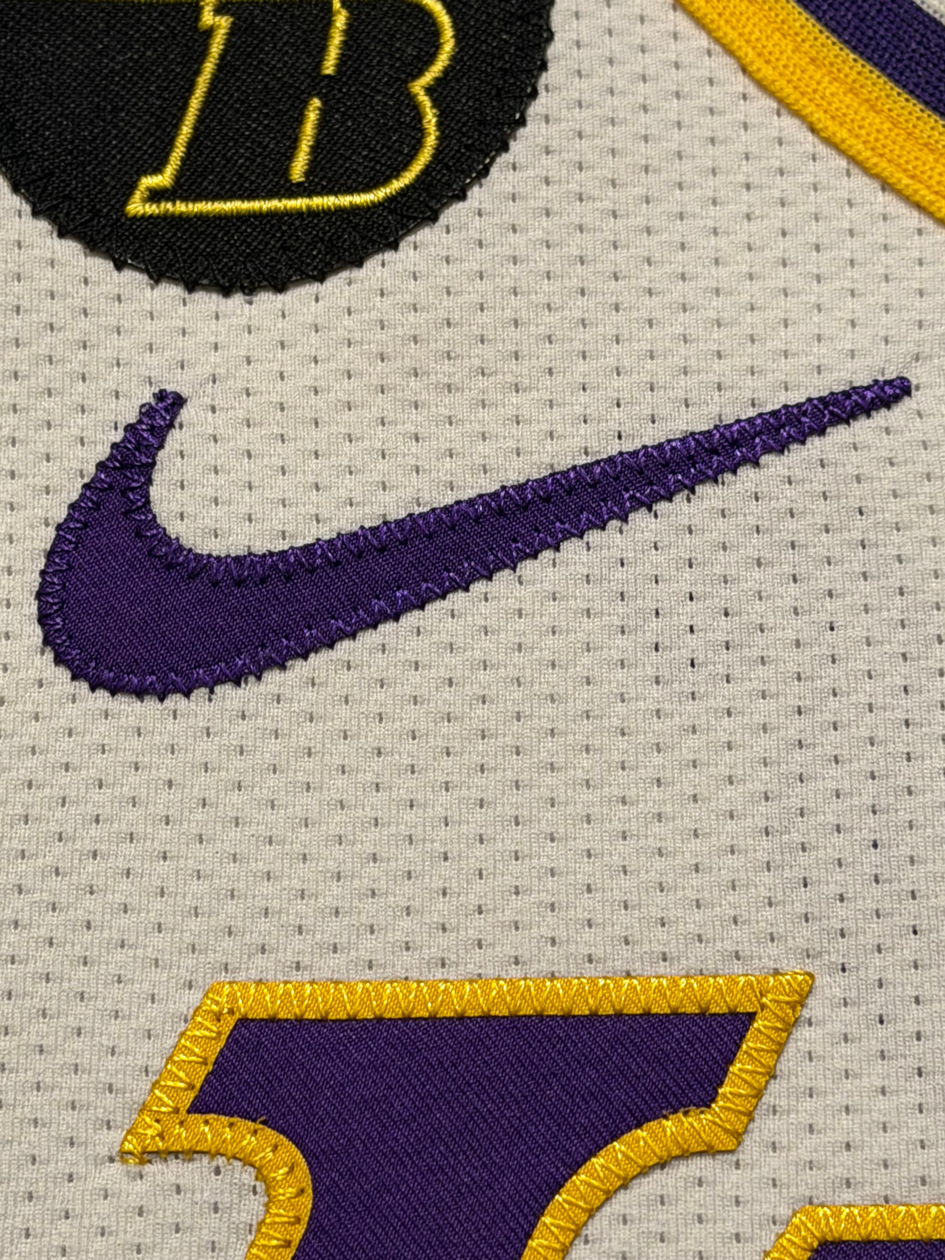 LeBron James Los Angeles Lakers Jersey #23 Nike VaporKnit Authentic White Size 48 (Large) NBA