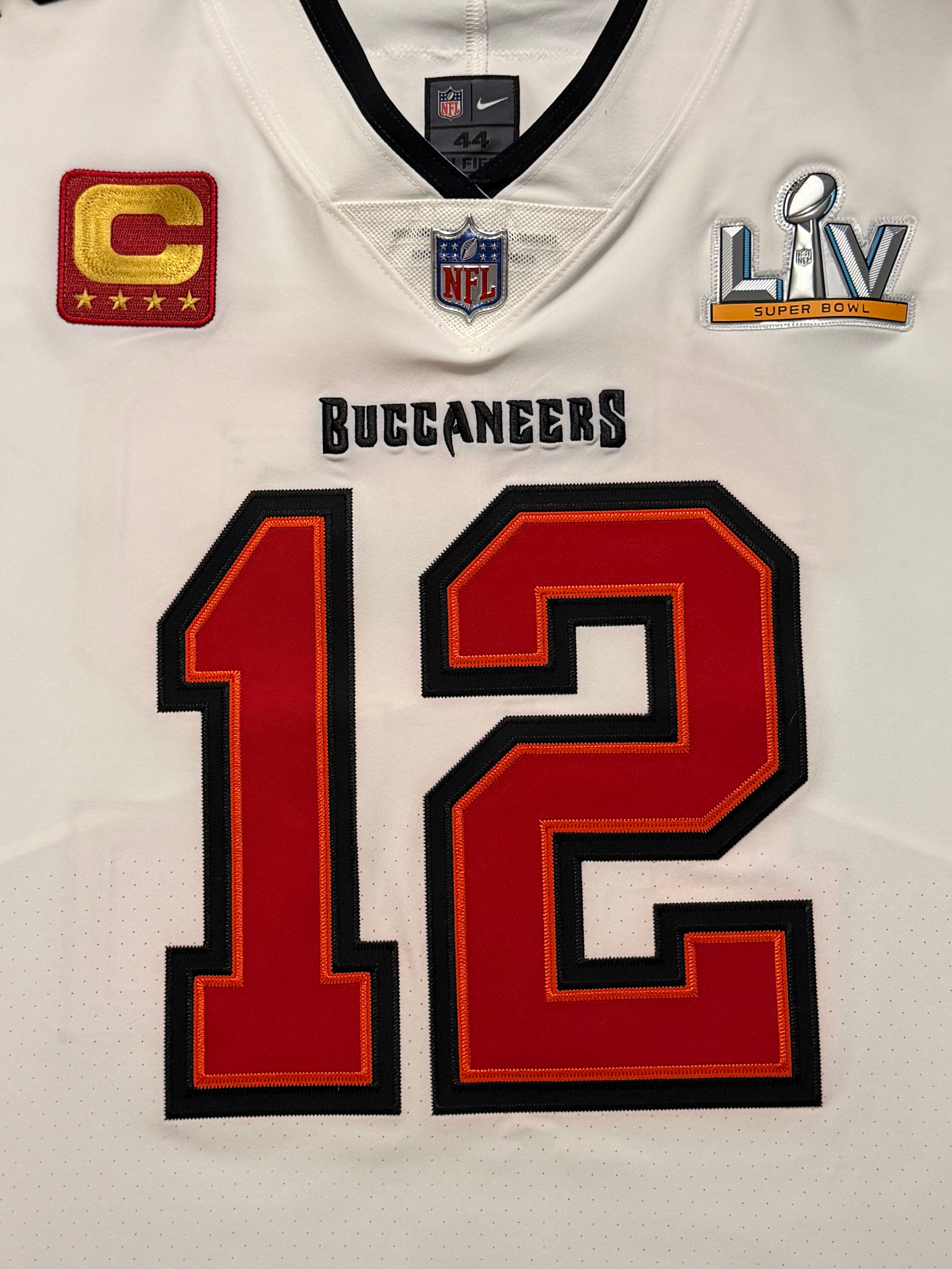 Tom Brady Tampa Bay Buccaneers Jersey #12 Nike Vapor Elite White size 44 (Large) NFL