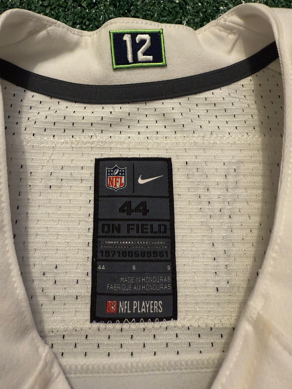 Marshawn Lynch Seattle Seahawks 
Jersey #24 Nike Elite white Size 44 (Large) NFL