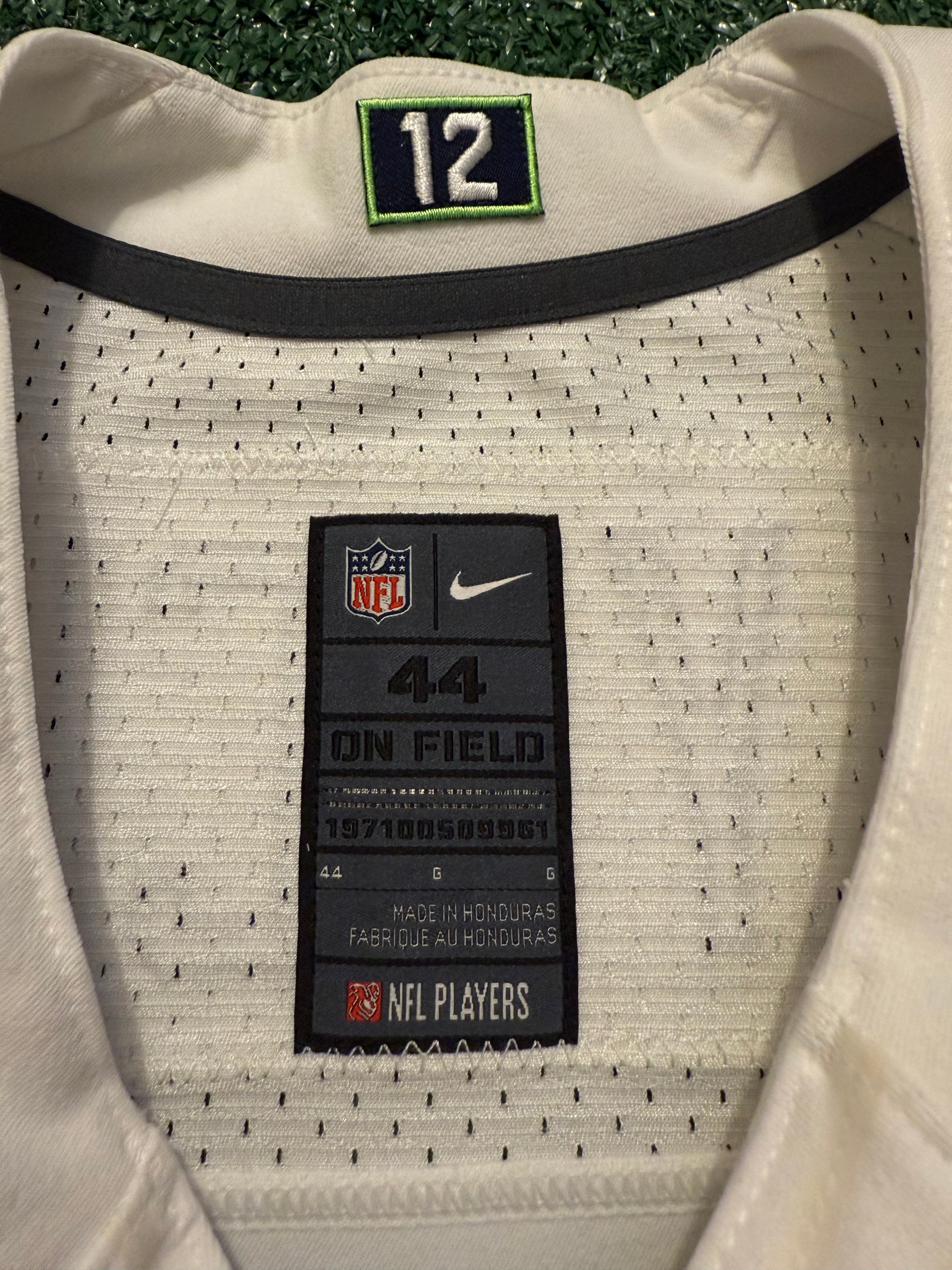 Marshawn Lynch Seattle Seahawks 
Jersey #24 Nike Elite white Size 44 (Large) NFL
