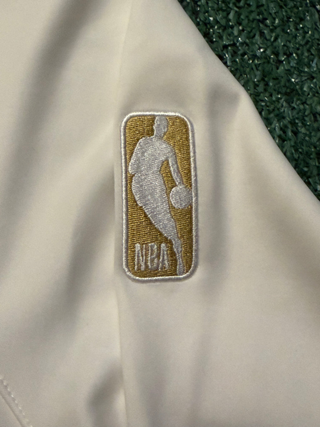 Authentic Denver Nuggets 2022-23 Nike NBA Champions Dri-Fit Full-Zip Jacket - M