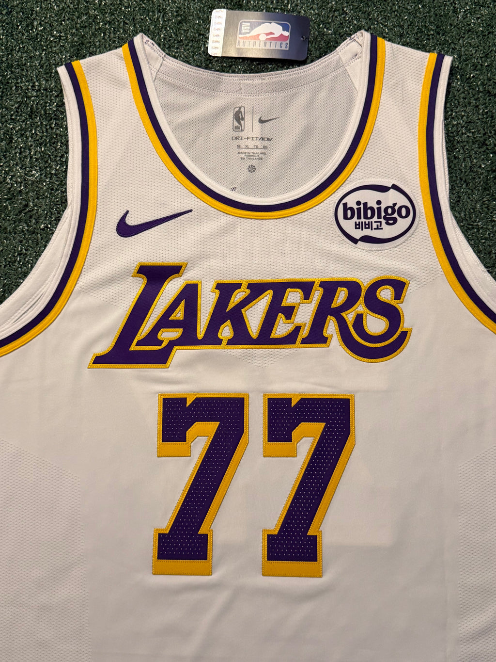 Luka Doncic Los Angeles Lakers Jersey #77 Nike ADV Authentic White Size 52 (XL) NBA