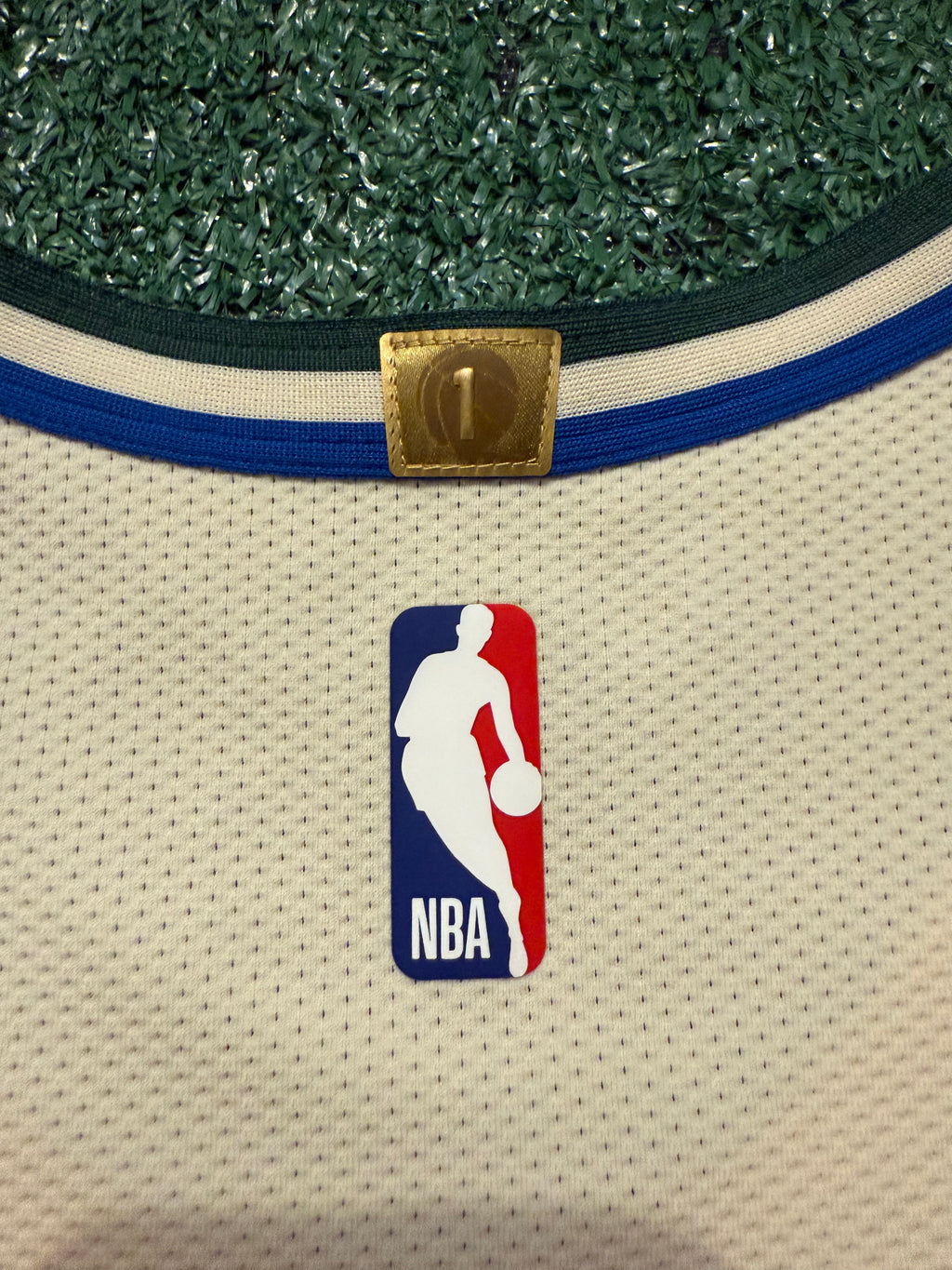 Giannis Antetokounmpo Milwaukee Bucks Jersey #34 Nike Vaporknit Authentic Cream Size 48 (Large) NBA