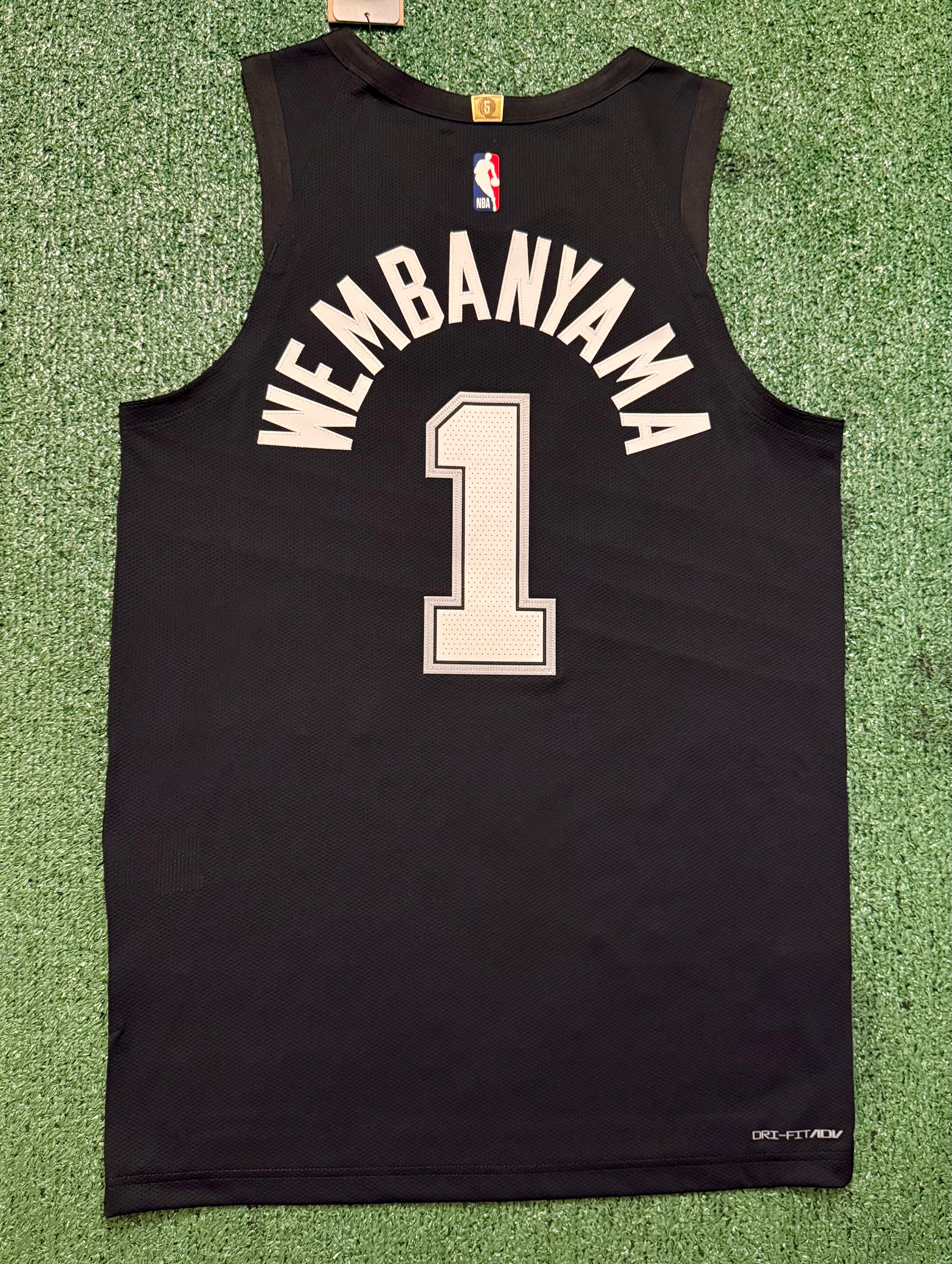 Victor Wembanyama San Antonio Spurs Jersey #1 Nike ADV Authentic Black Size 44 (M) NBA