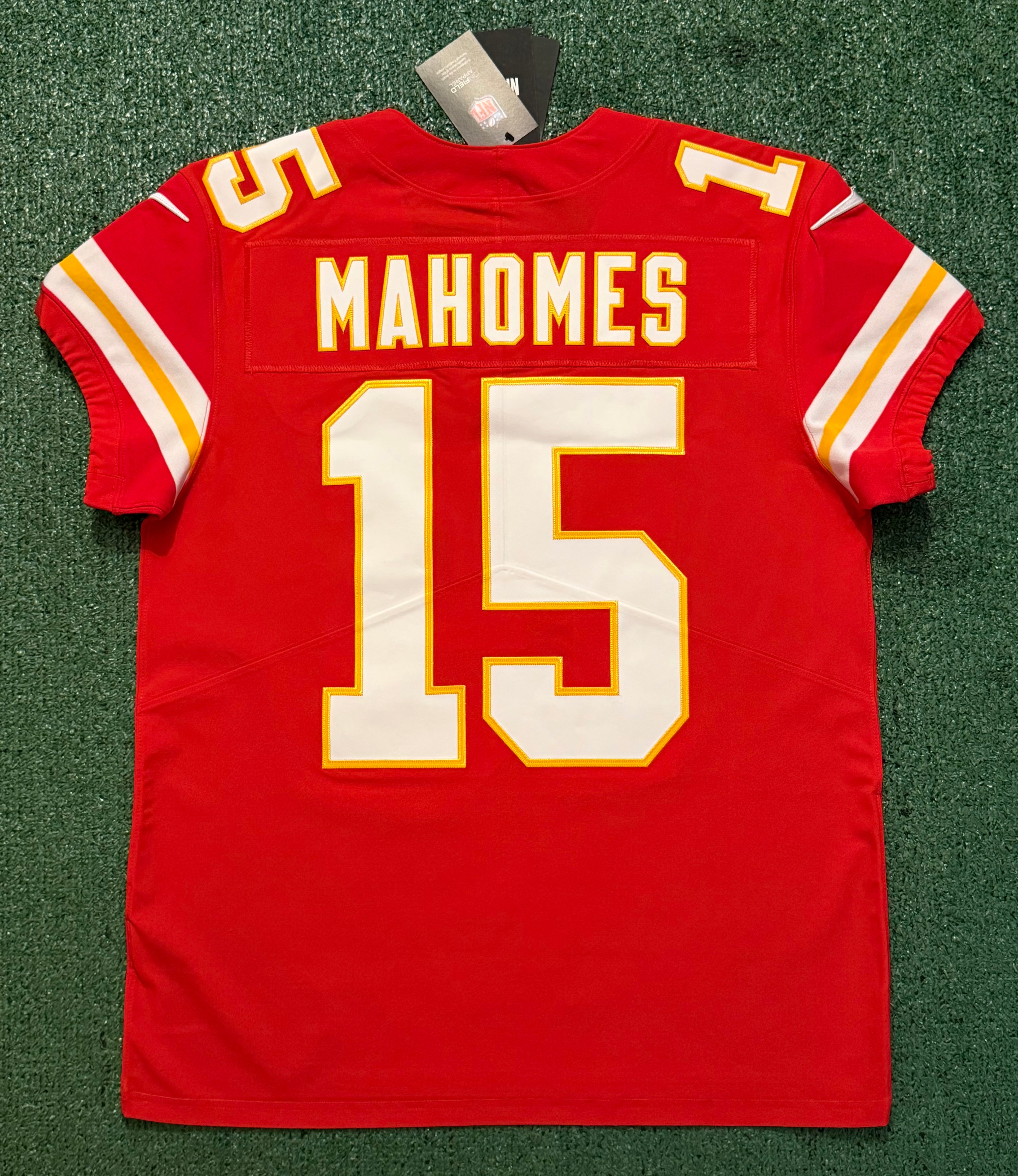 Patrick Mahomes Kansas City Chiefs Jersey #15 Nike Vapor Elite Red Size 44 (L) NFL