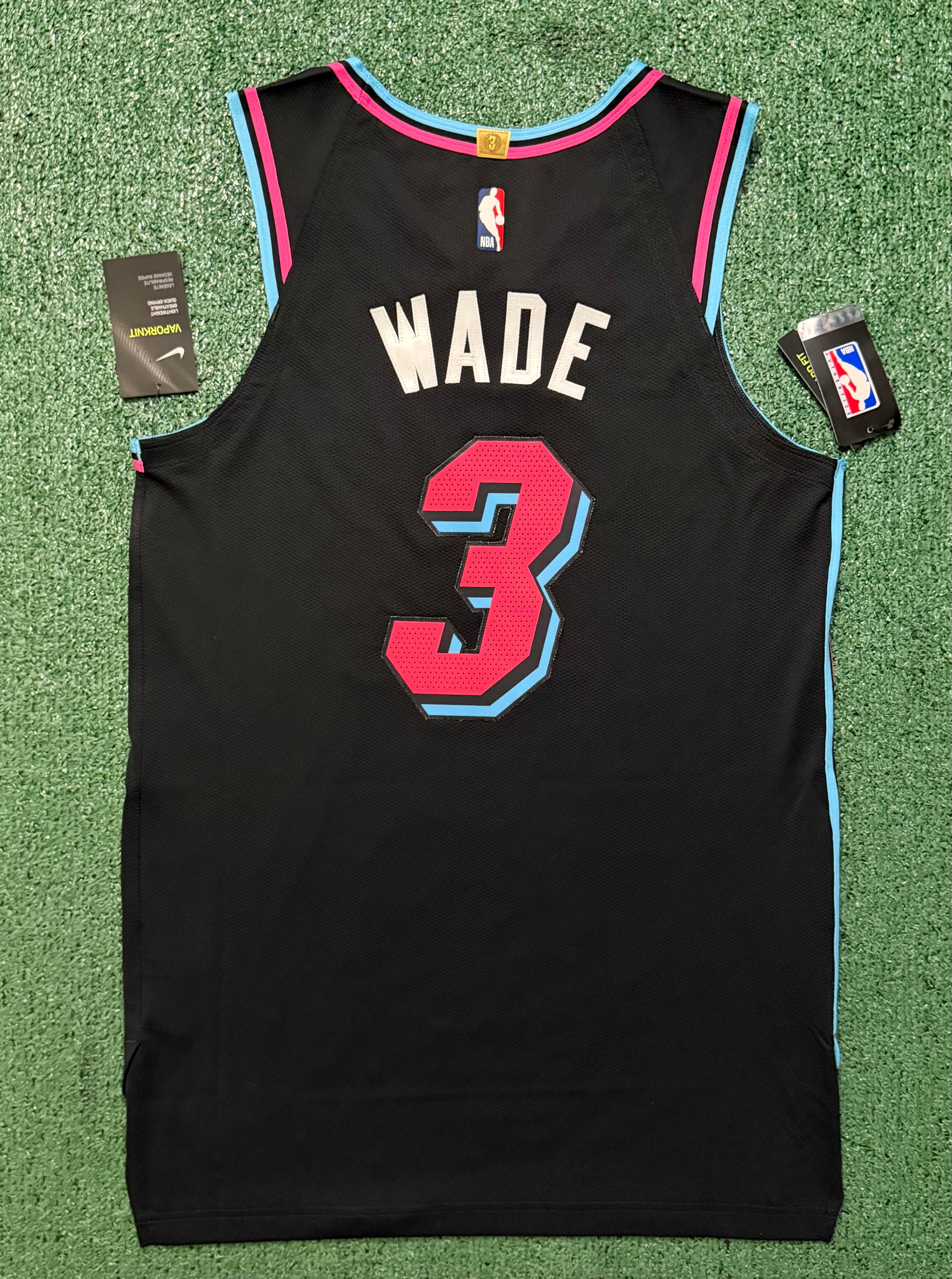Dwayne Wade Miami Heat Jersey #3 Nike Vaporknit Authentic Black Size 44 (Medium) NBA