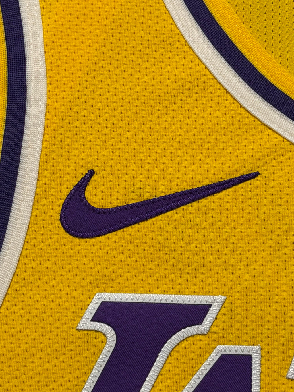 Luka Doncic Los Angeles Lakers Jersey #77 Nike ADV Authentic Gold Size 48 (L) NBA