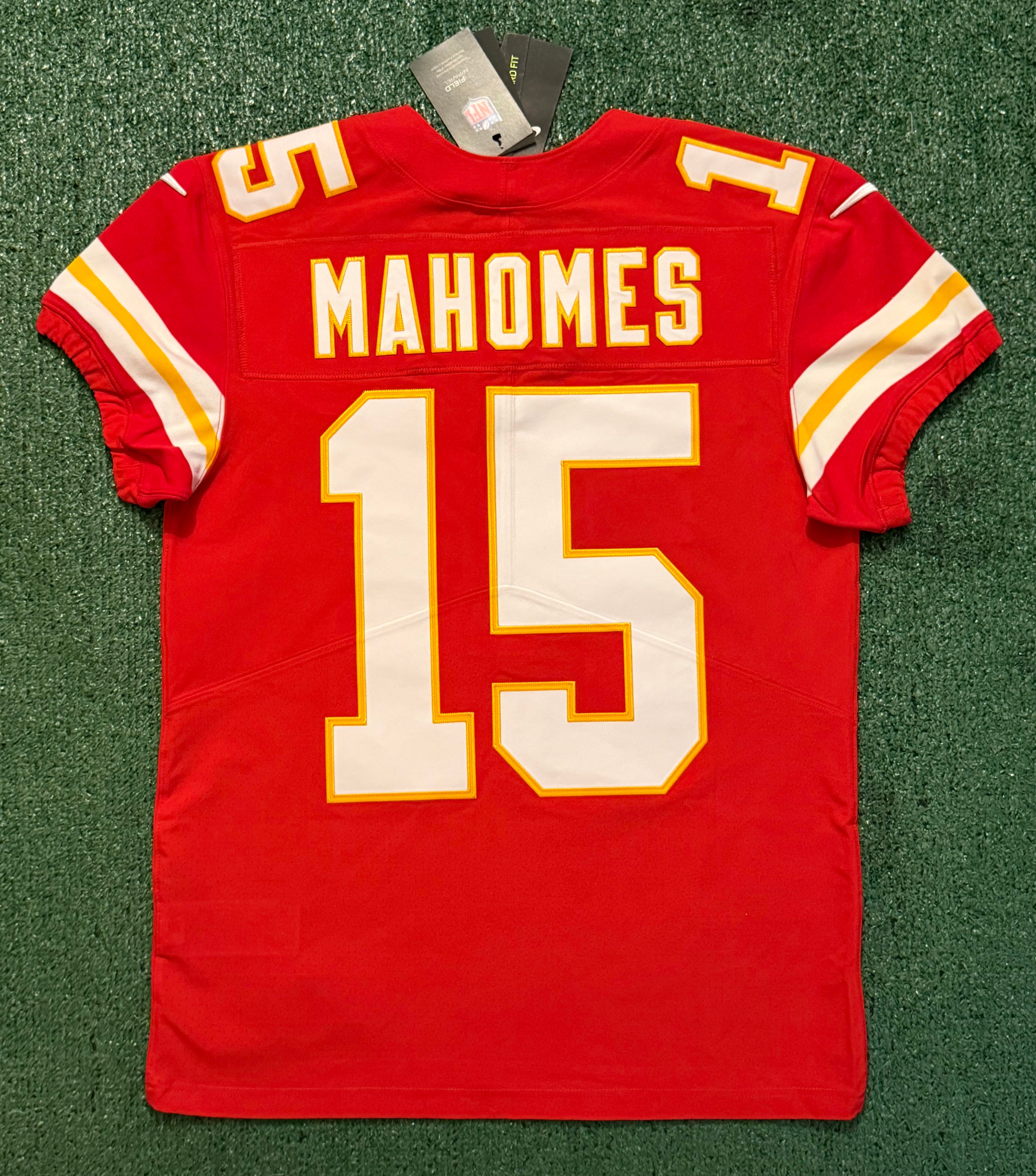 Patrick Mahomes Kansas City Chiefs Jersey #15 Nike Vapor Elite Red Size 40 (M) NFL