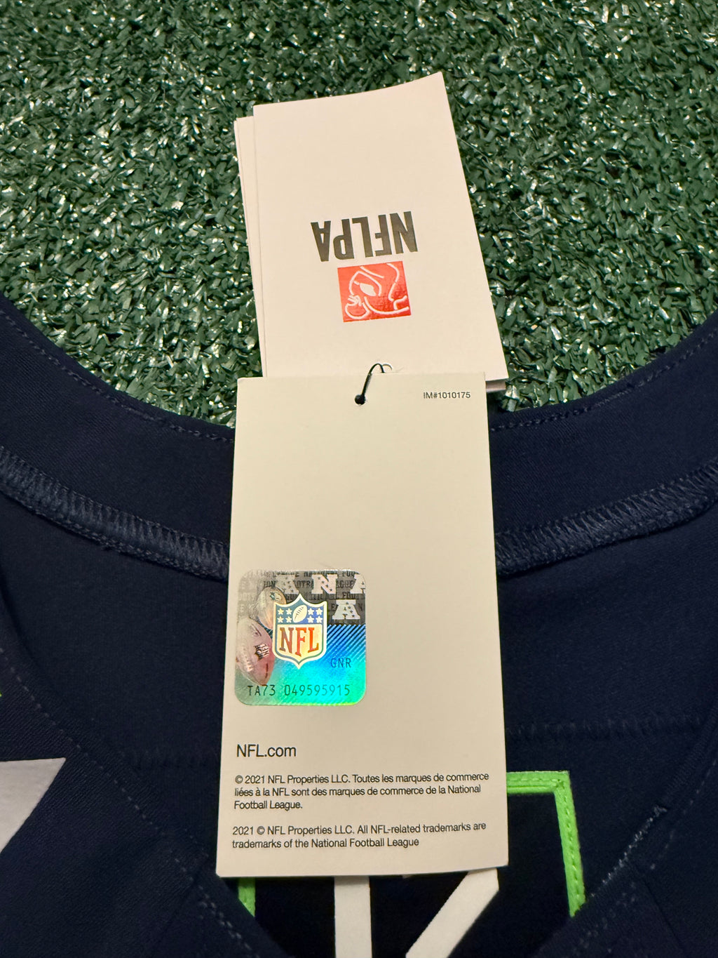 Sam Darnold Seattle Seahawks Jersey #14 Nike Vapor FUSE Elite Navy Size 40 (Medium) NFL