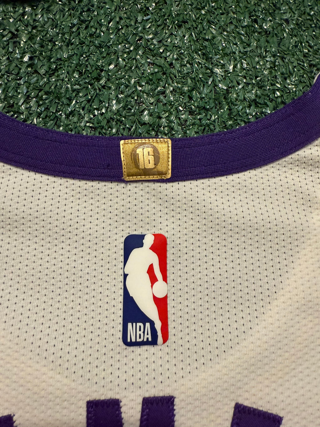 LeBron James Los Angeles Lakers Jersey #23 Nike VaporKnit Authentic White Size 44 (M) NBA