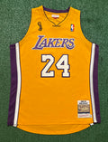 Kobe Bryant Los Angeles Lakers Jersey #24 Mitchell & Ness Authentic Gold Size 44 (L) NBA