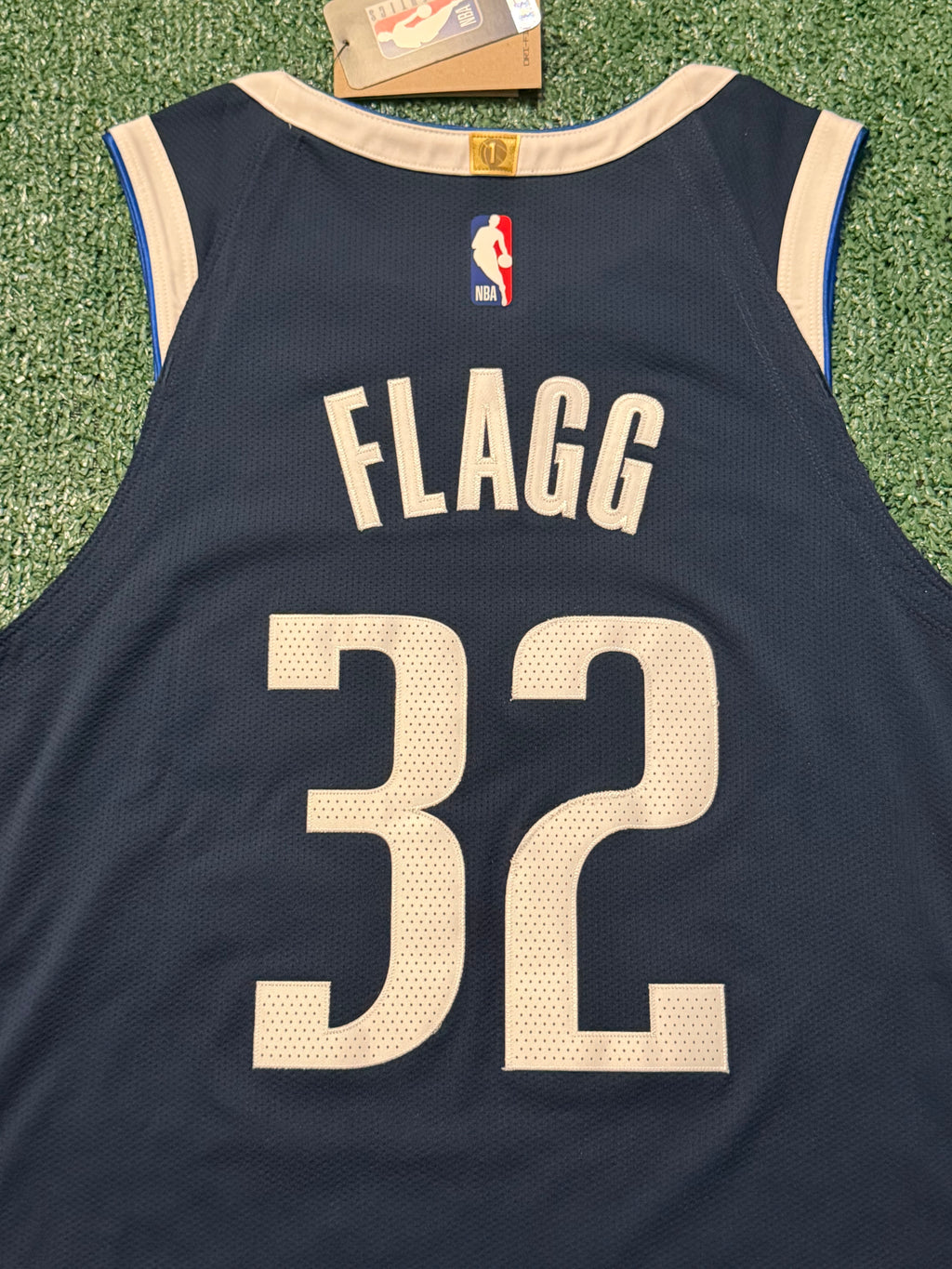 Cooper Flagg Dallas Mavericks Jersey #32 Nike ADV Navy Size 44 (Medium) NBA