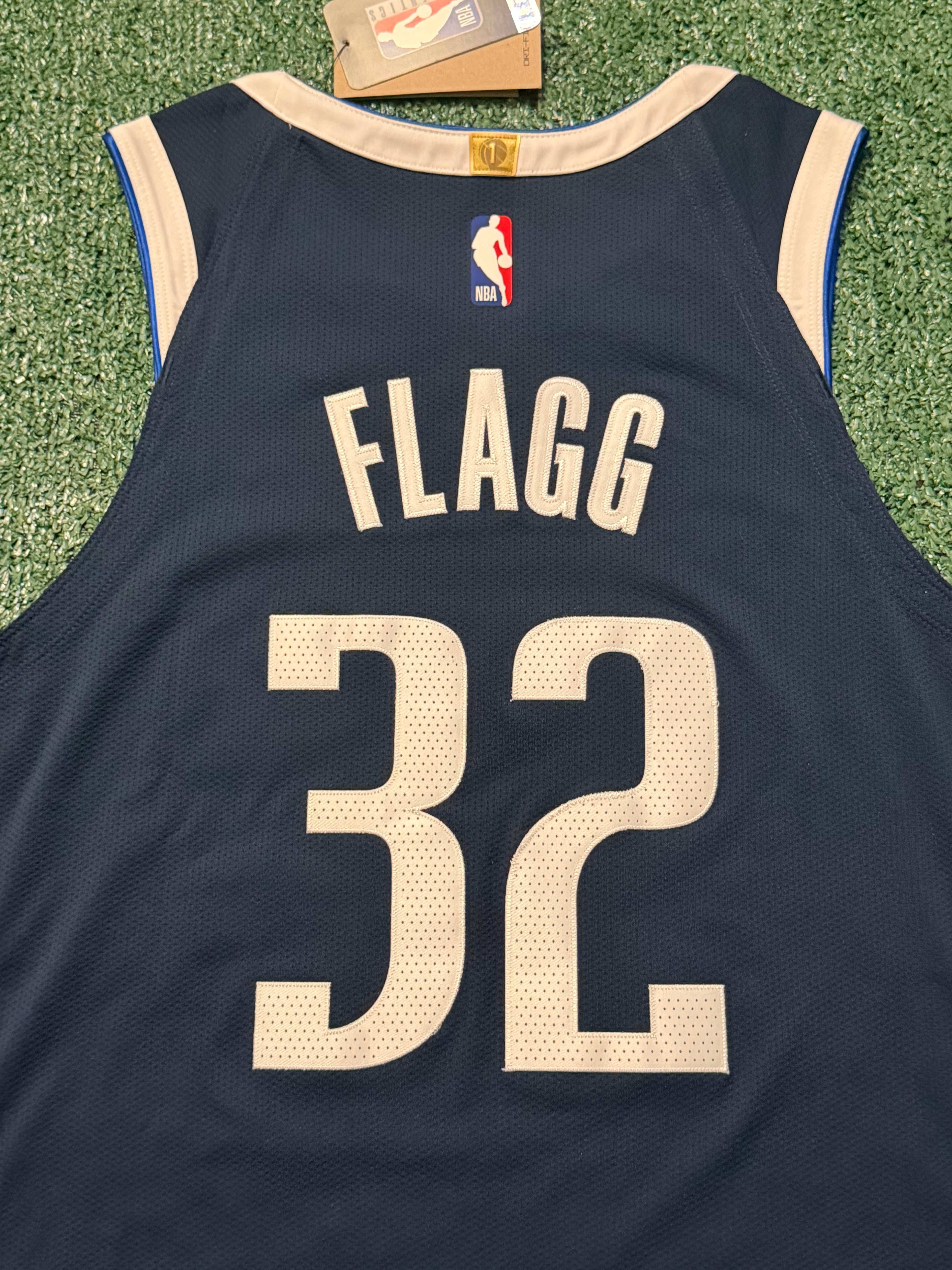 Cooper Flagg Dallas Mavericks Jersey #32 Nike ADV Navy Size 44 (Medium) NBA