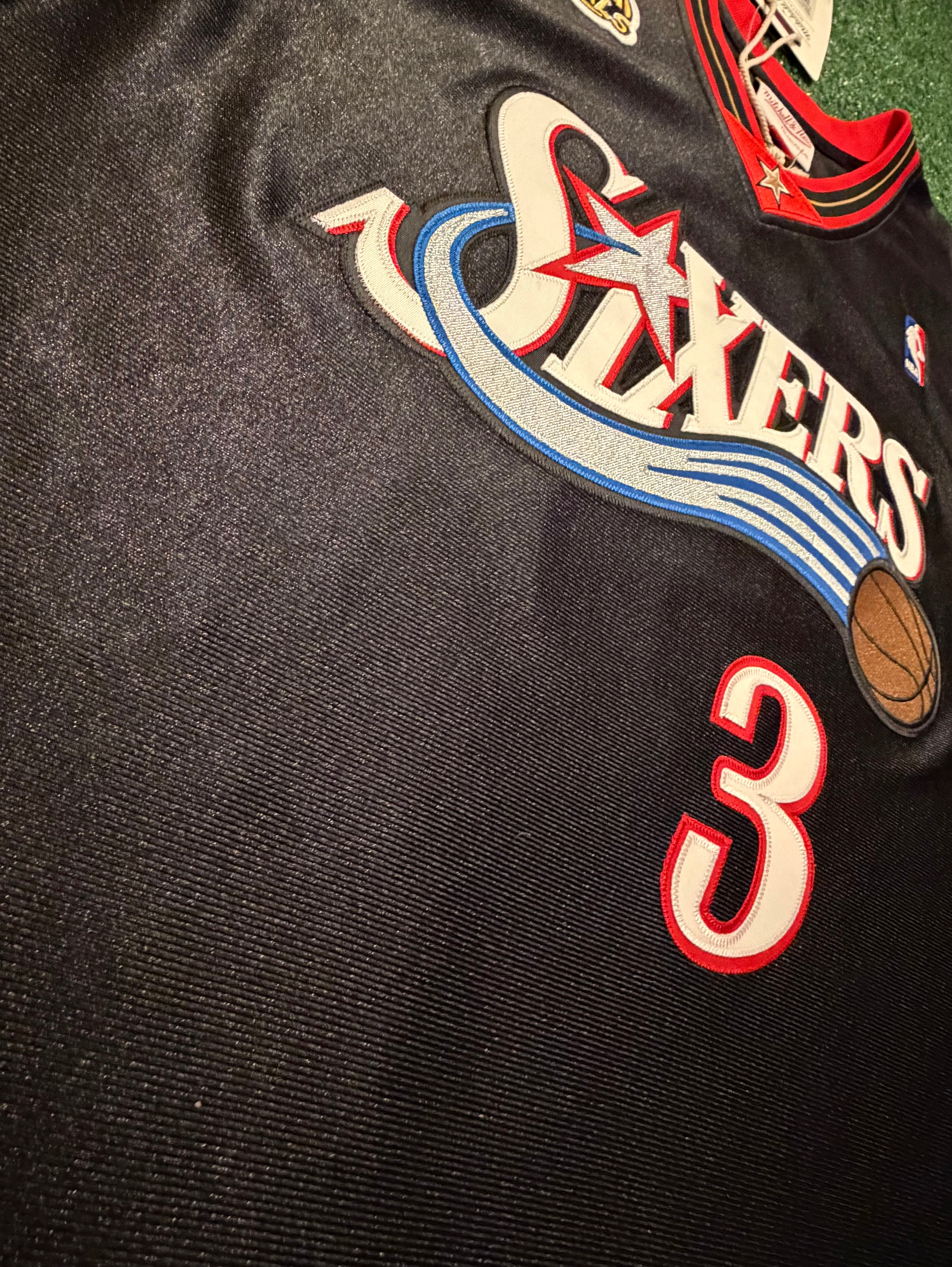 Allen Iverson Philadelphia 76ers Jersey #3 Mitchell & Ness Authentic Black Size 48 (XL) NBA