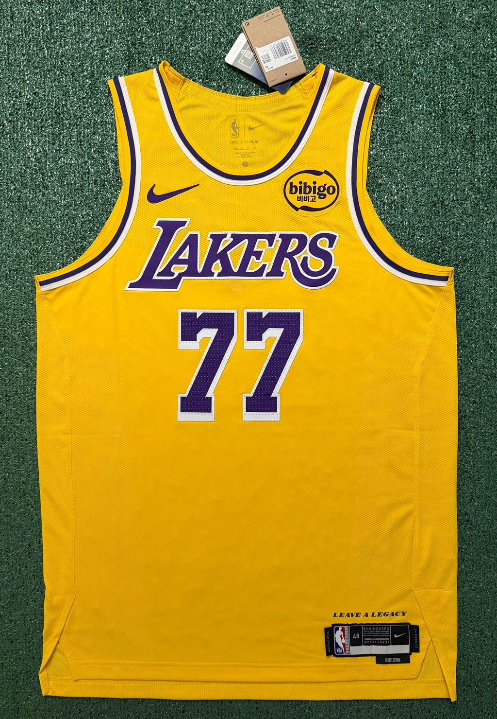 Luka Doncic Los Angeles Lakers Jersey #77 Nike ADV Authentic Gold Size 48 (L) NBA