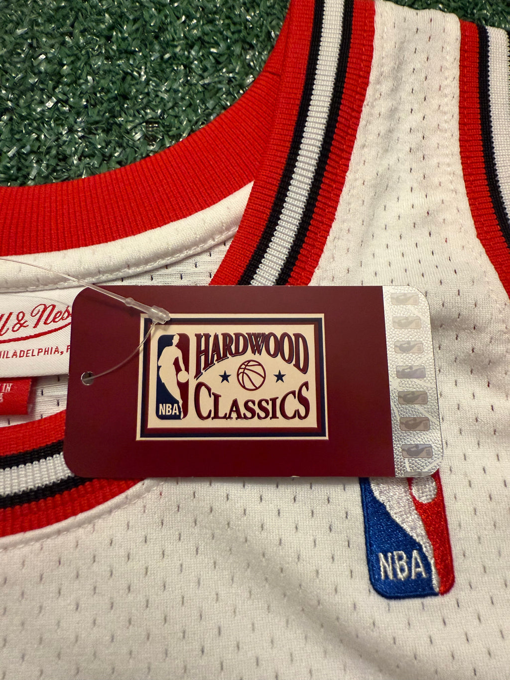 Micheal Jordan Chicago Bulls Jersey #23 Mitchell & Ness Authentic White Size 44 (L) NBA