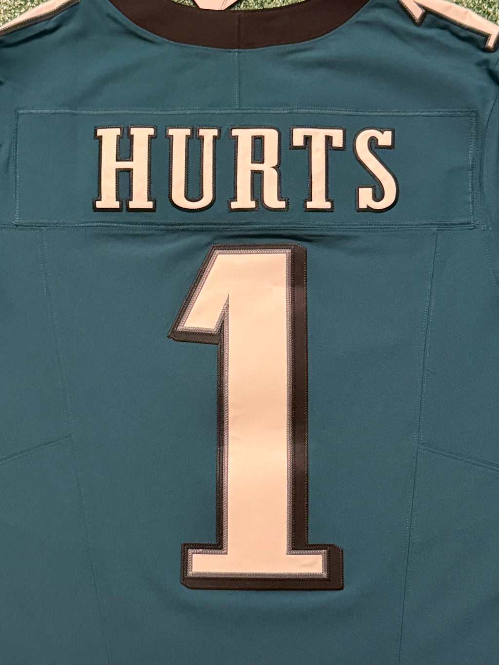 Jalen Hurts Philadelphia Eagles Jersey #1 Nike Vapor FUSE Elite Green size 40 (Medium) NFL