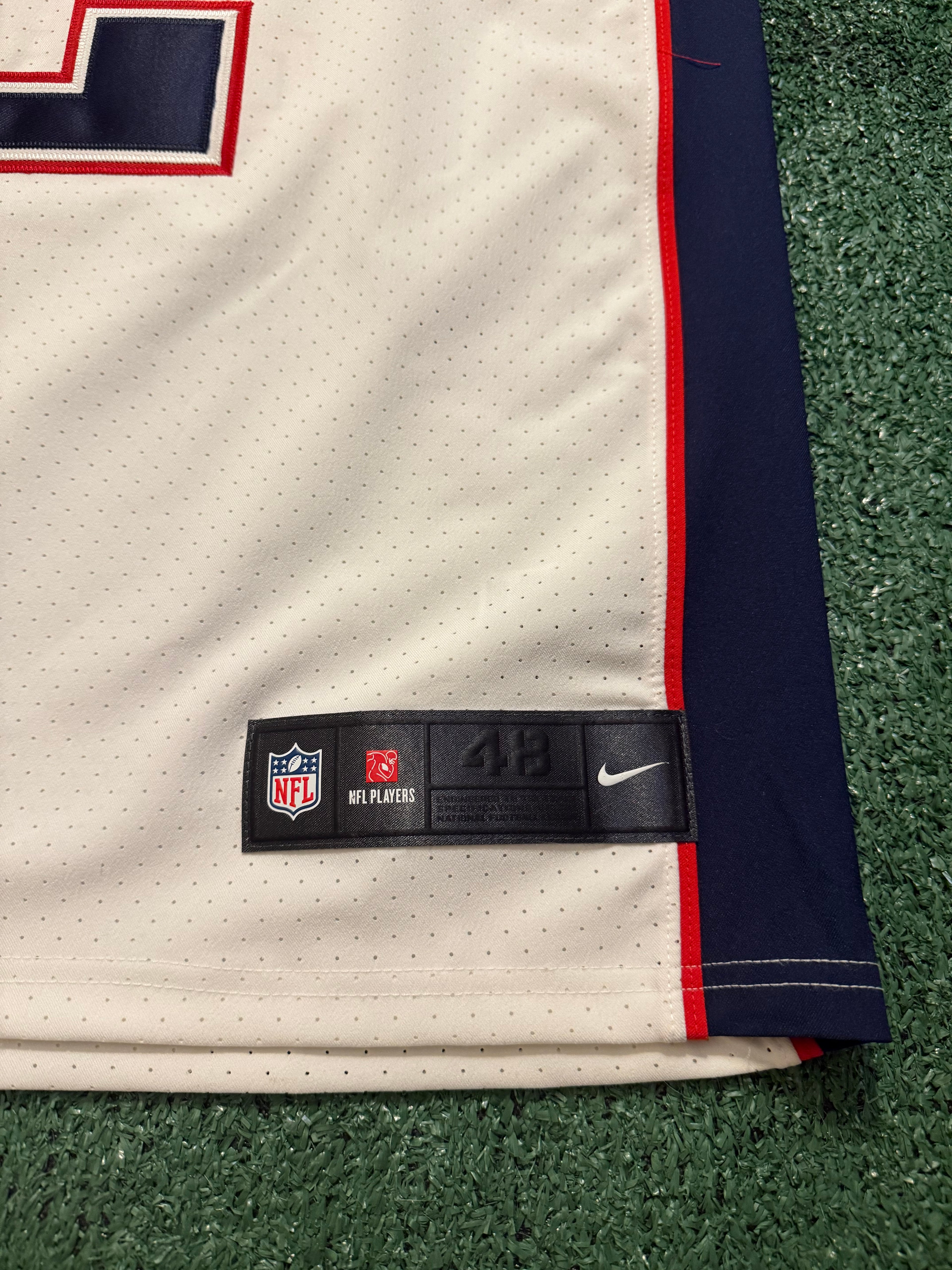 Tom Brady New England Patriots Jersey #12 Nike Vapor Elite White Size 48 (XL) NFL