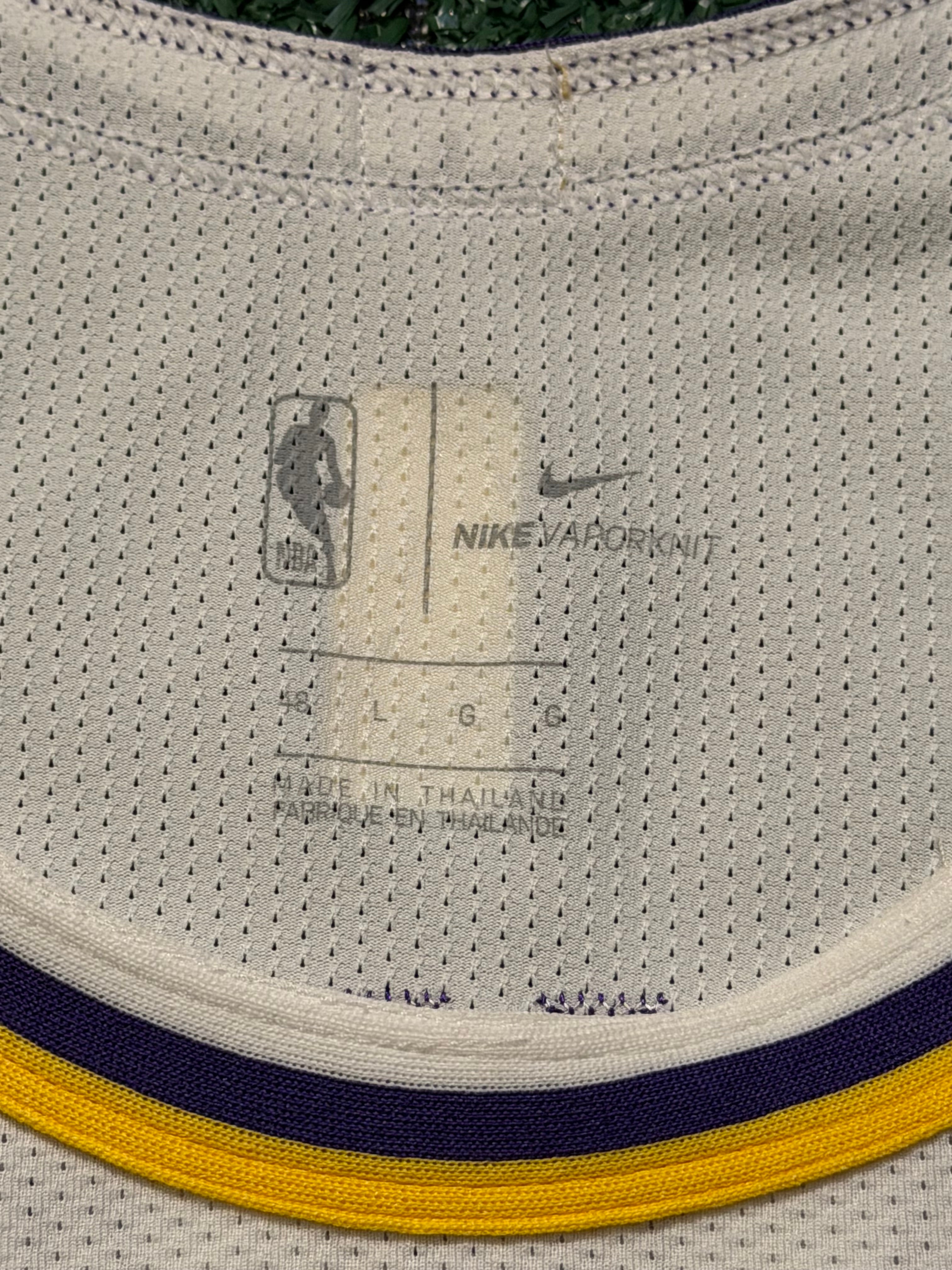 LeBron James Los Angeles Lakers Jersey #23 Nike VaporKnit Authentic White Size 48 (Large) NBA