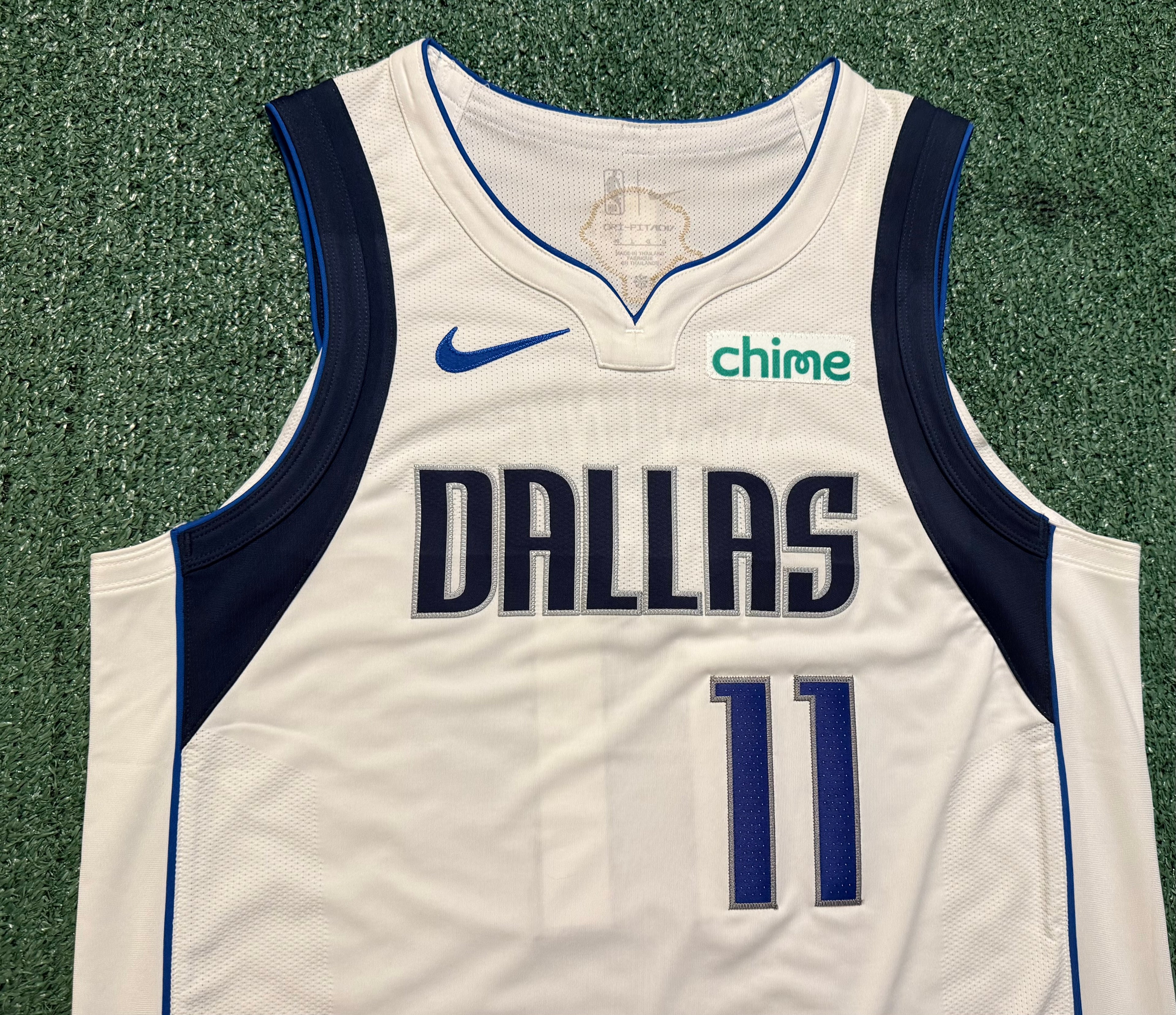 Kyrie Irving Dallas Mavericks Jersey #11 Nike ADV White Size 48 (Large) NBA