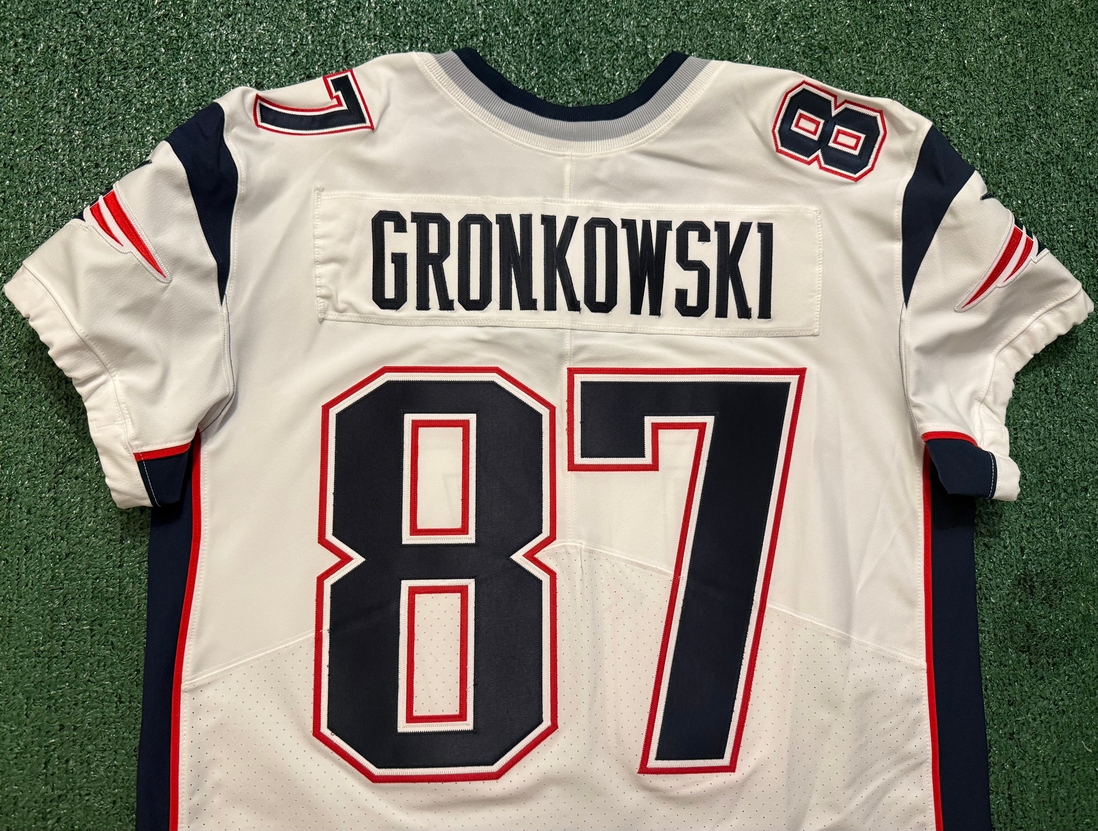 Rob Gronkowski New England Patriots Jersey #87 Nike Vapor Elite White Size 48 (XL) NFL