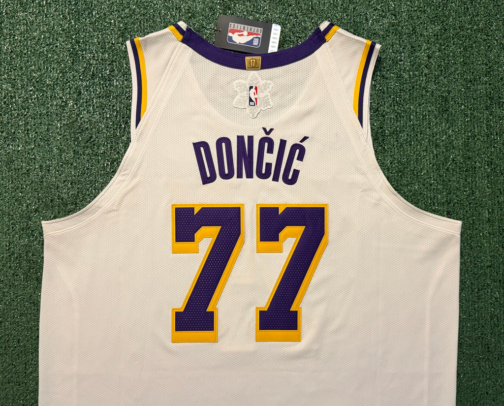 Luka Doncic Los Angeles Lakers Jersey #77 Nike ADV Authentic White Size 52 (XL) NBA