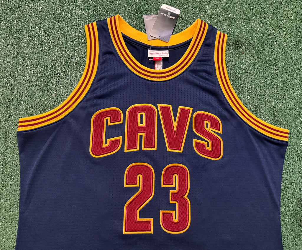 LeBron James Cleveland Cavaliers Jersey #23 Mitchell & Ness Authentic Navy Size 44 (L) NBA