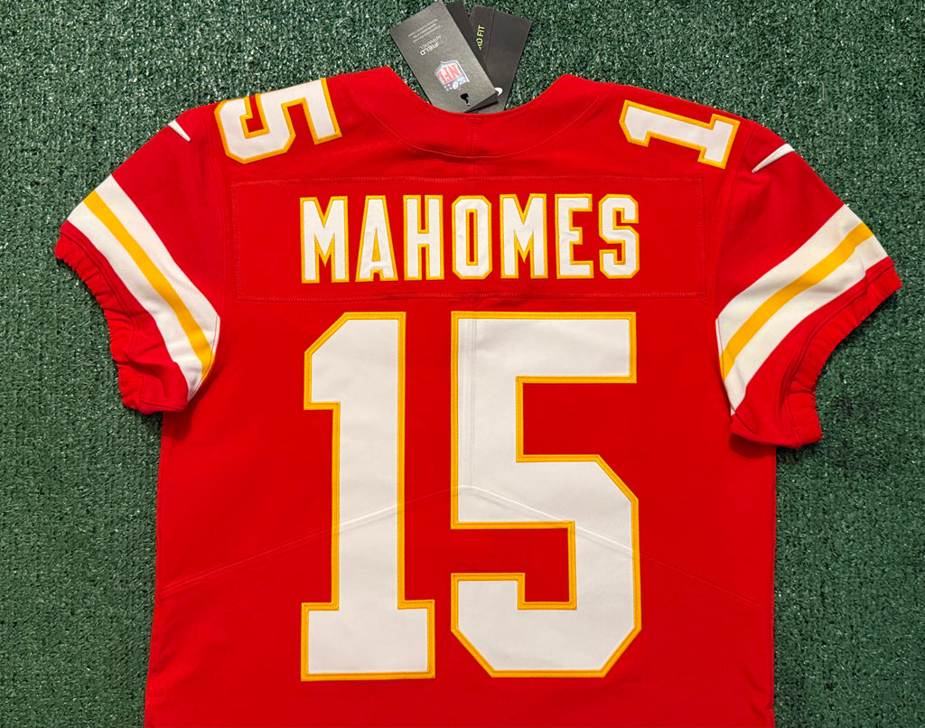 Patrick Mahomes Kansas City Chiefs Jersey #15 Nike Vapor Elite Red Size 40 (M) NFL