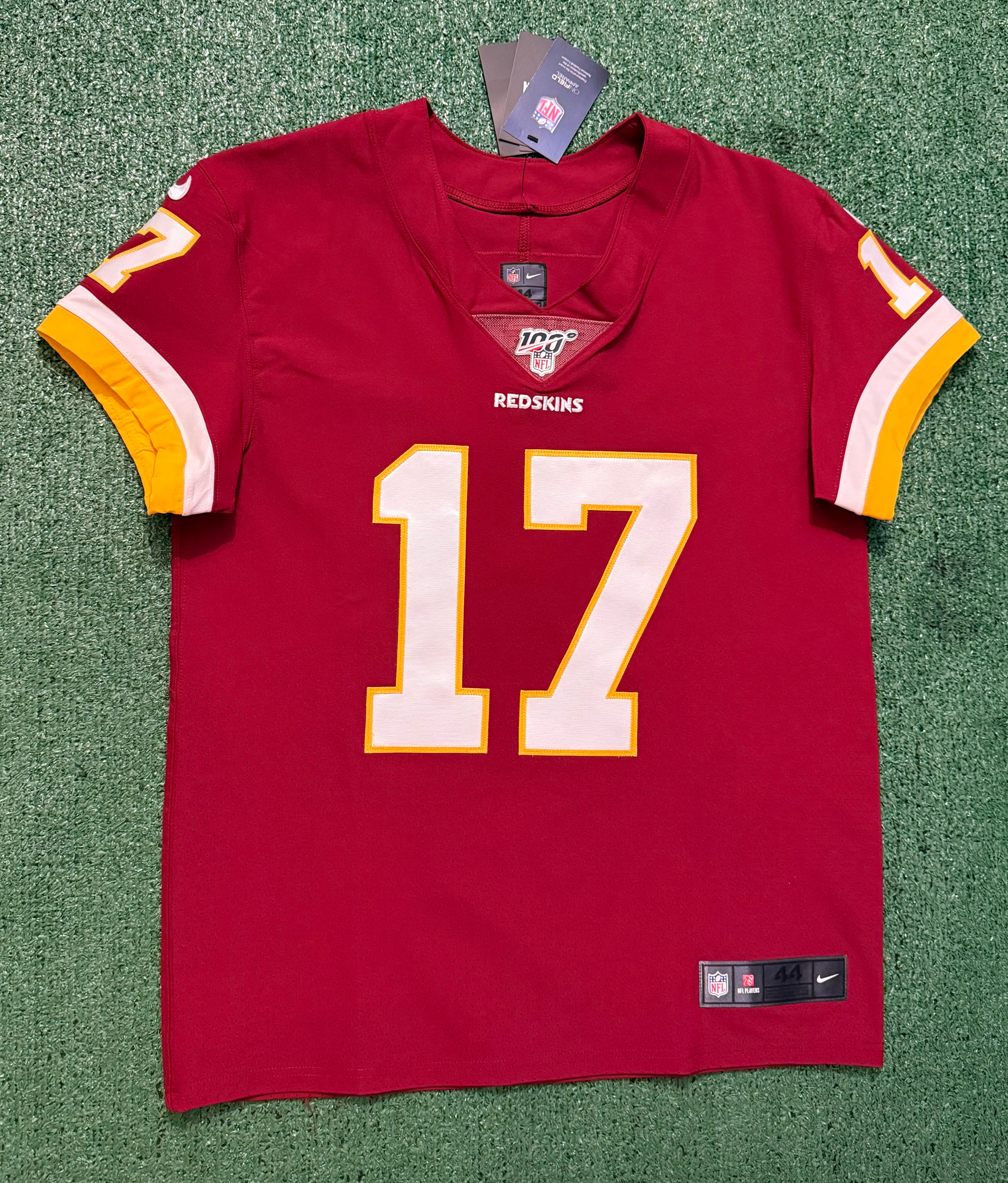 Terry McLaurin Washington Commanders Jersey #17 Nike Vapor Elite Maroon Size 44 (Large) NFL