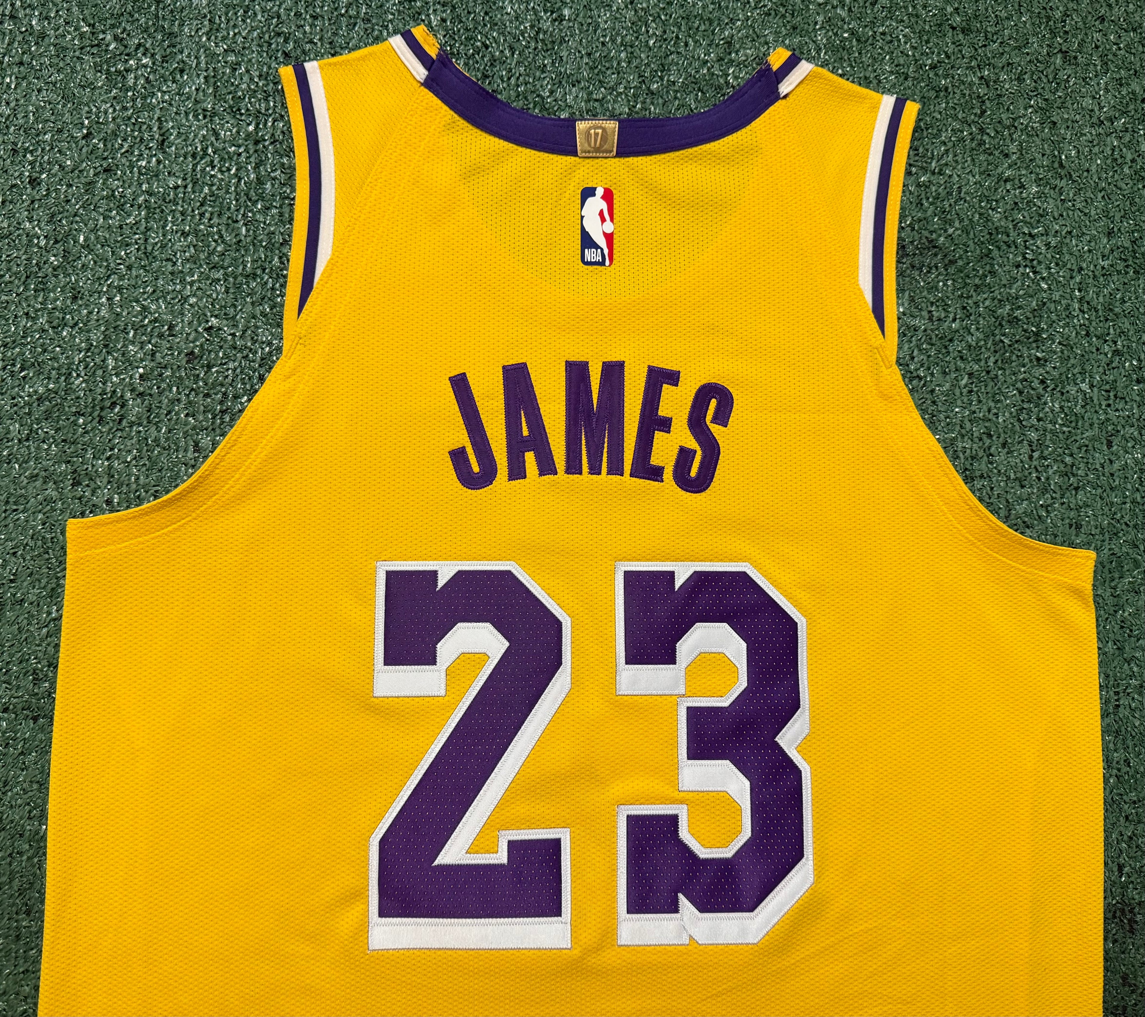 LeBron James Los Angeles Lakers Jersey #23 Nike ADV Authentic Gold Size 48 (L) NBA