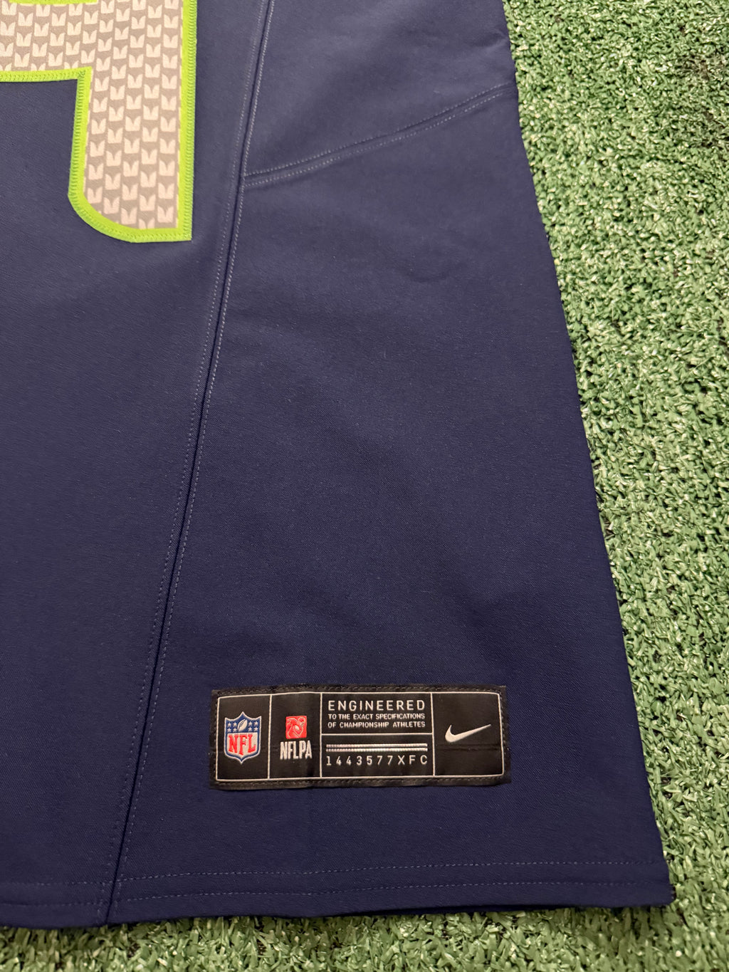 Sam Darnold Seattle Seahawks Jersey #14 Nike Vapor FUSE Elite Navy Size 44 (Large) NFL