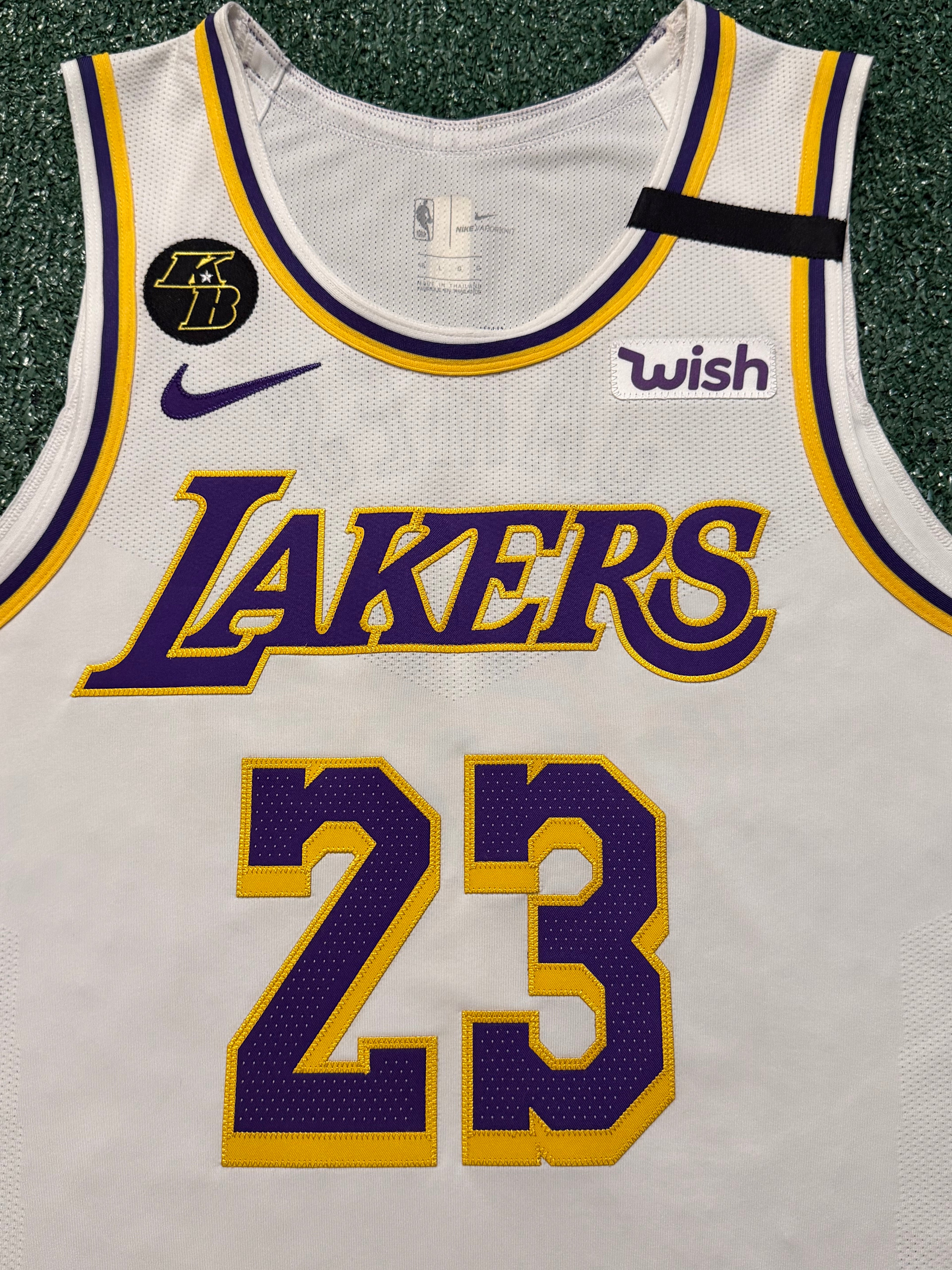 LeBron James Los Angeles Lakers Jersey #23 Nike VaporKnit Authentic White Size 48 (Large) NBA